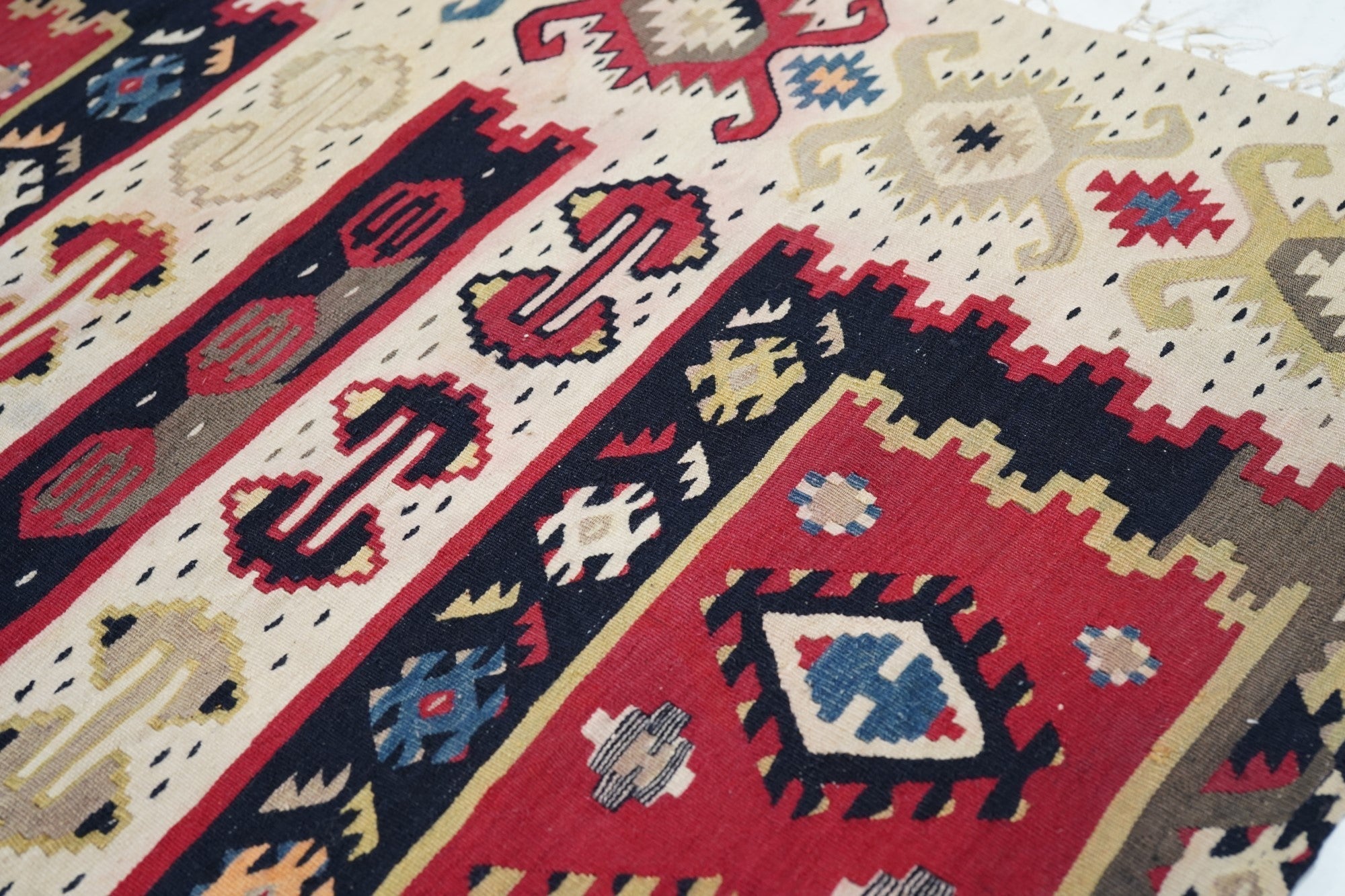 Vintage Kilim Rug 2'3'' x 4'2''