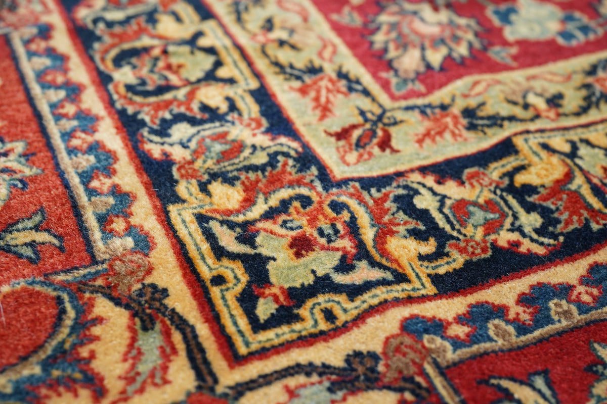 Fine Antique Isfahan Rug 7'7'' x 10'11''
