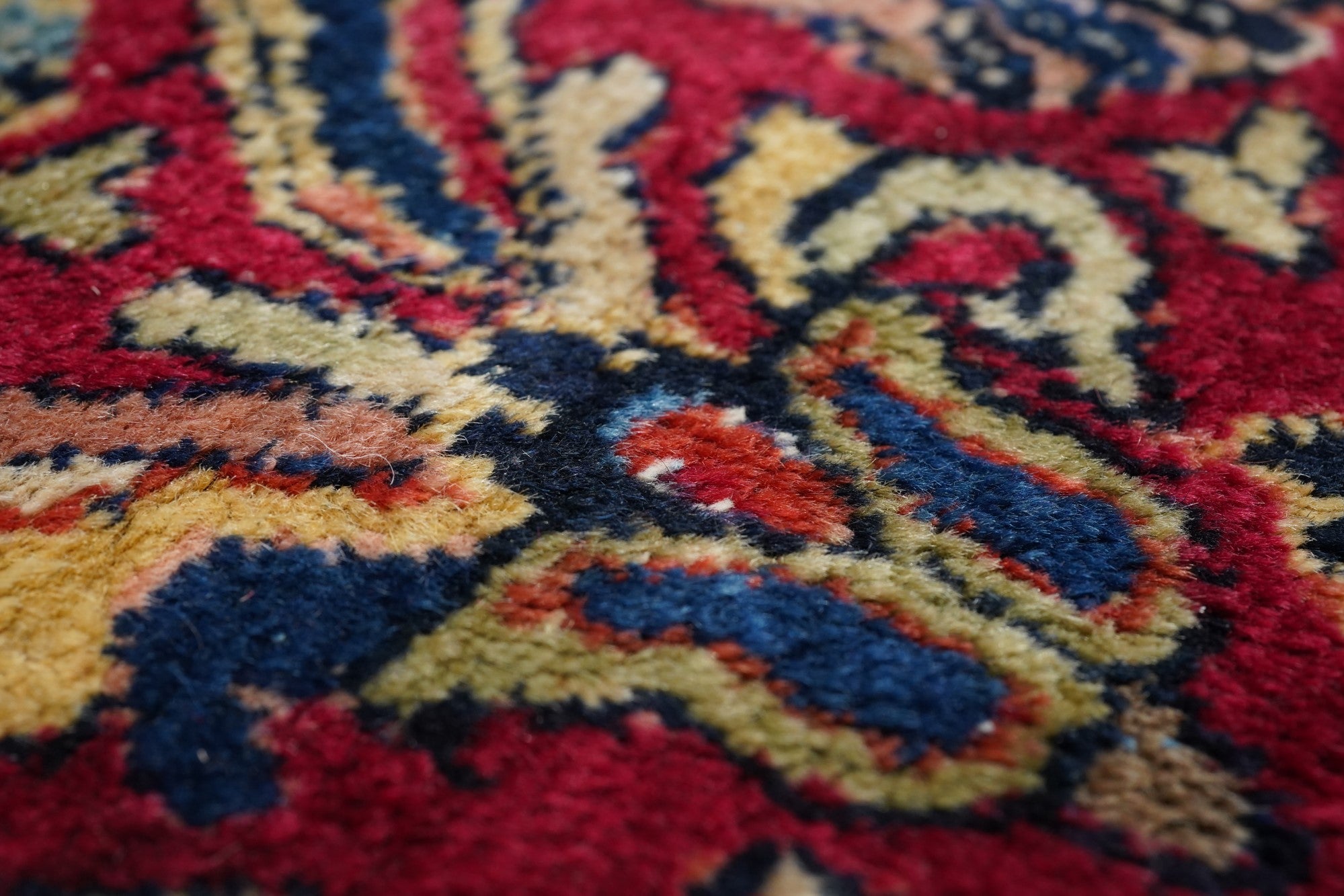 Antique Sarouk Rug 9'1'' x 12'0''