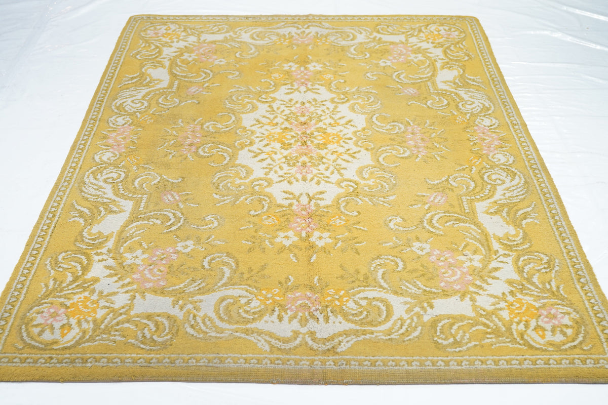 Vintage Savonnerie Rug 4'7'' x 6'6''