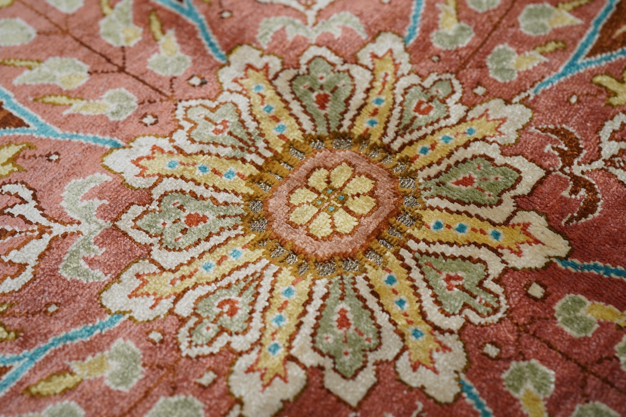 Extremely Fine Vintage Silk Turkish Herekeh Rug 6'5'' x 9'6''