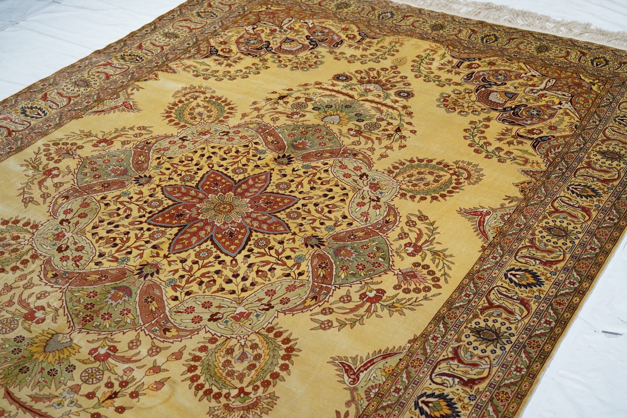 Extremely Fine Vintage Silk Turkish Herekeh Rug 6'5'' x 9'6''