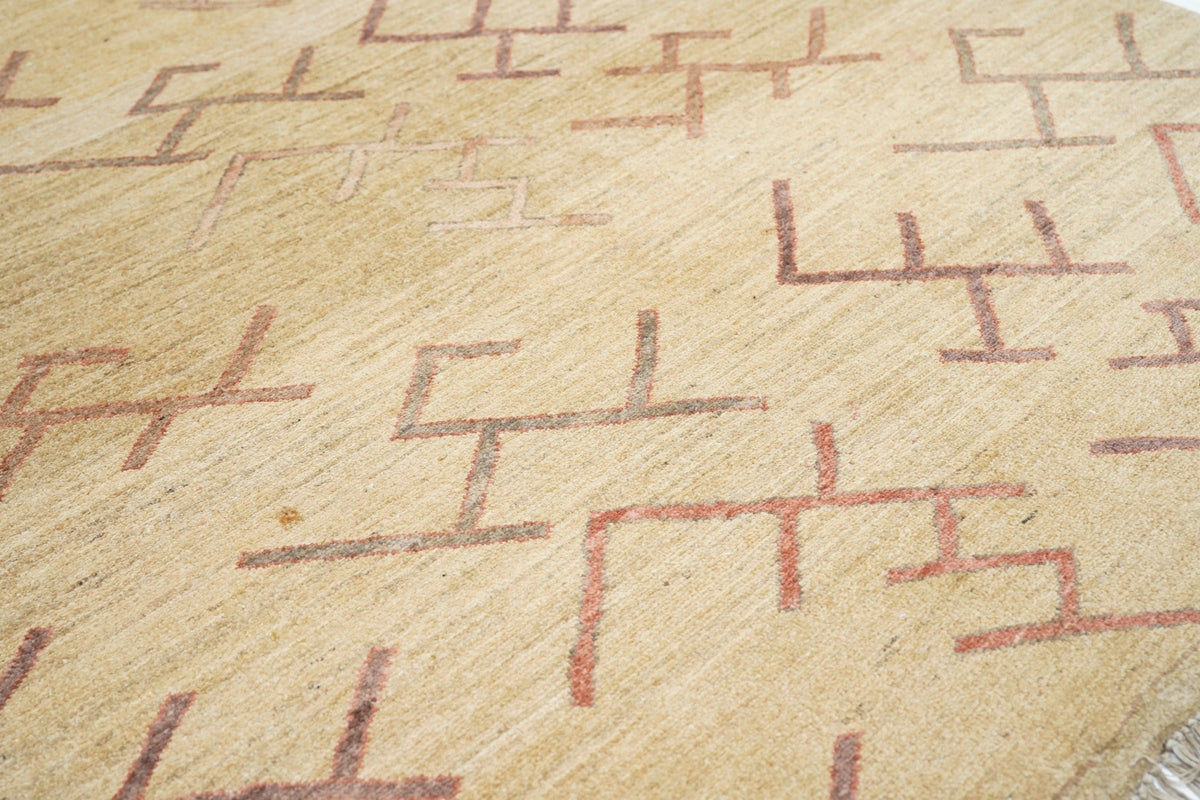 Vintage Ivory Gabbeh Tribal Rug 4'2'' x 6'0"