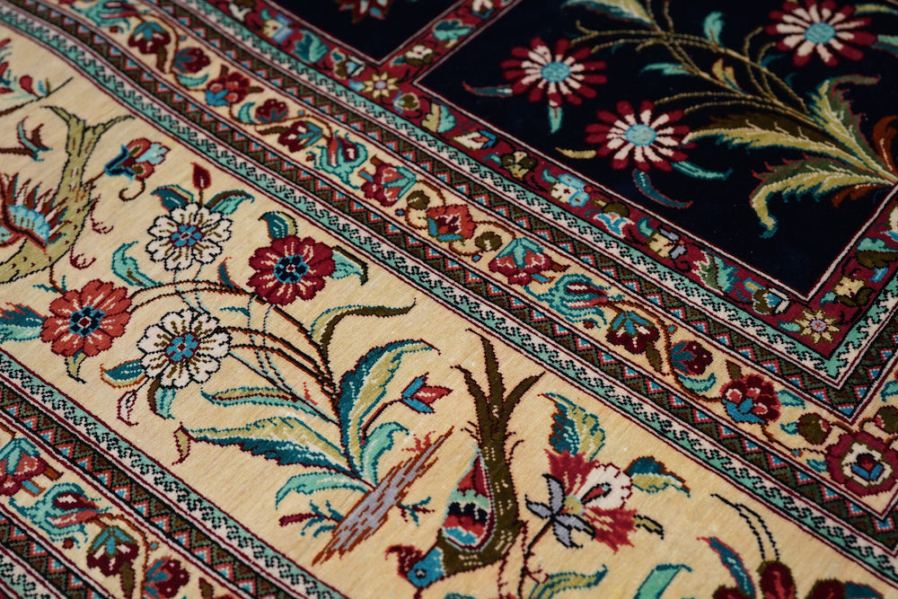 Extremely Fine Pure Silk Qum Rug 4'5'' x 6'11''