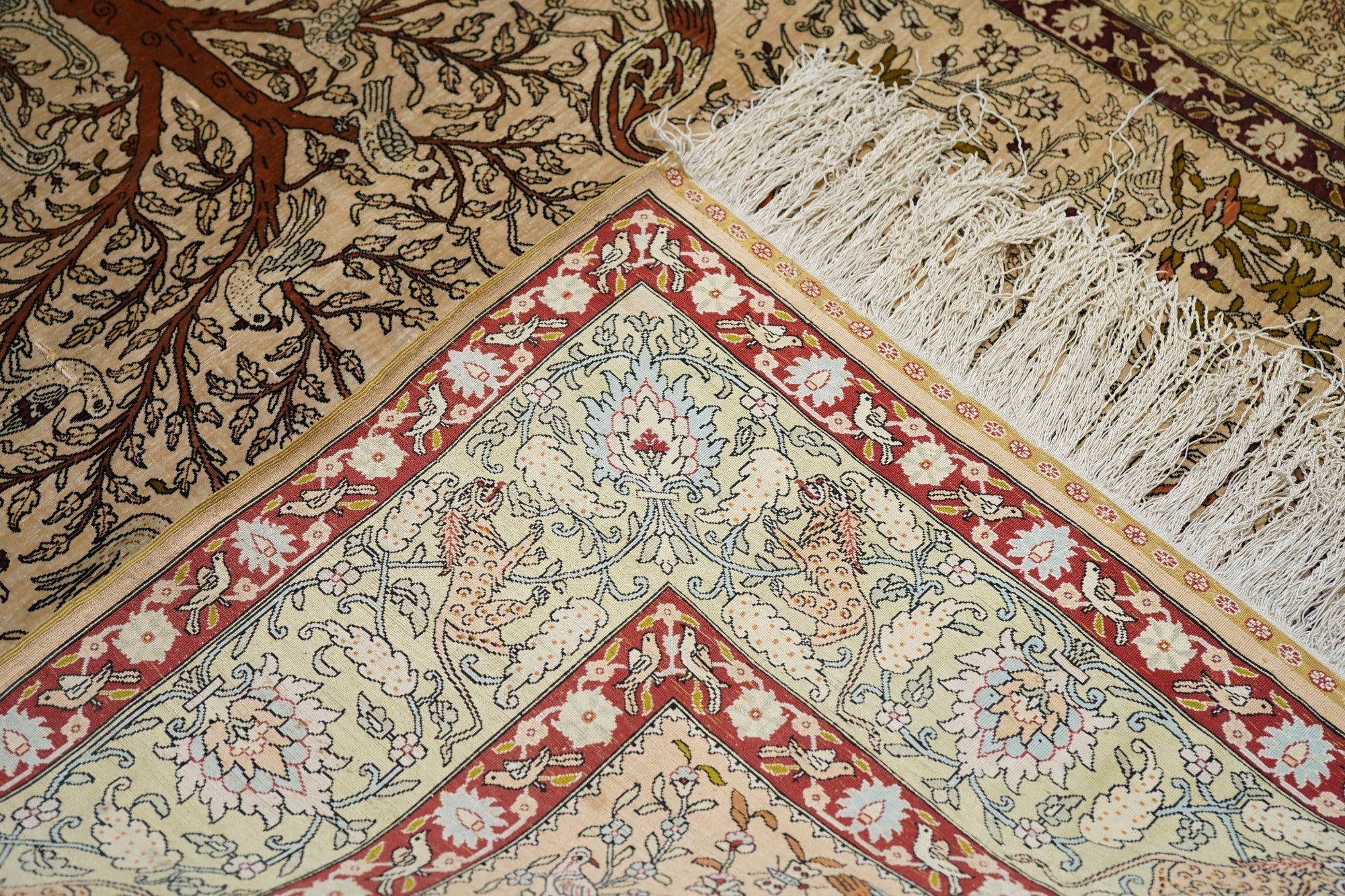Extremely Fine Vintage Silk Turkish Herekeh Rug 3'8'' x 5'10''