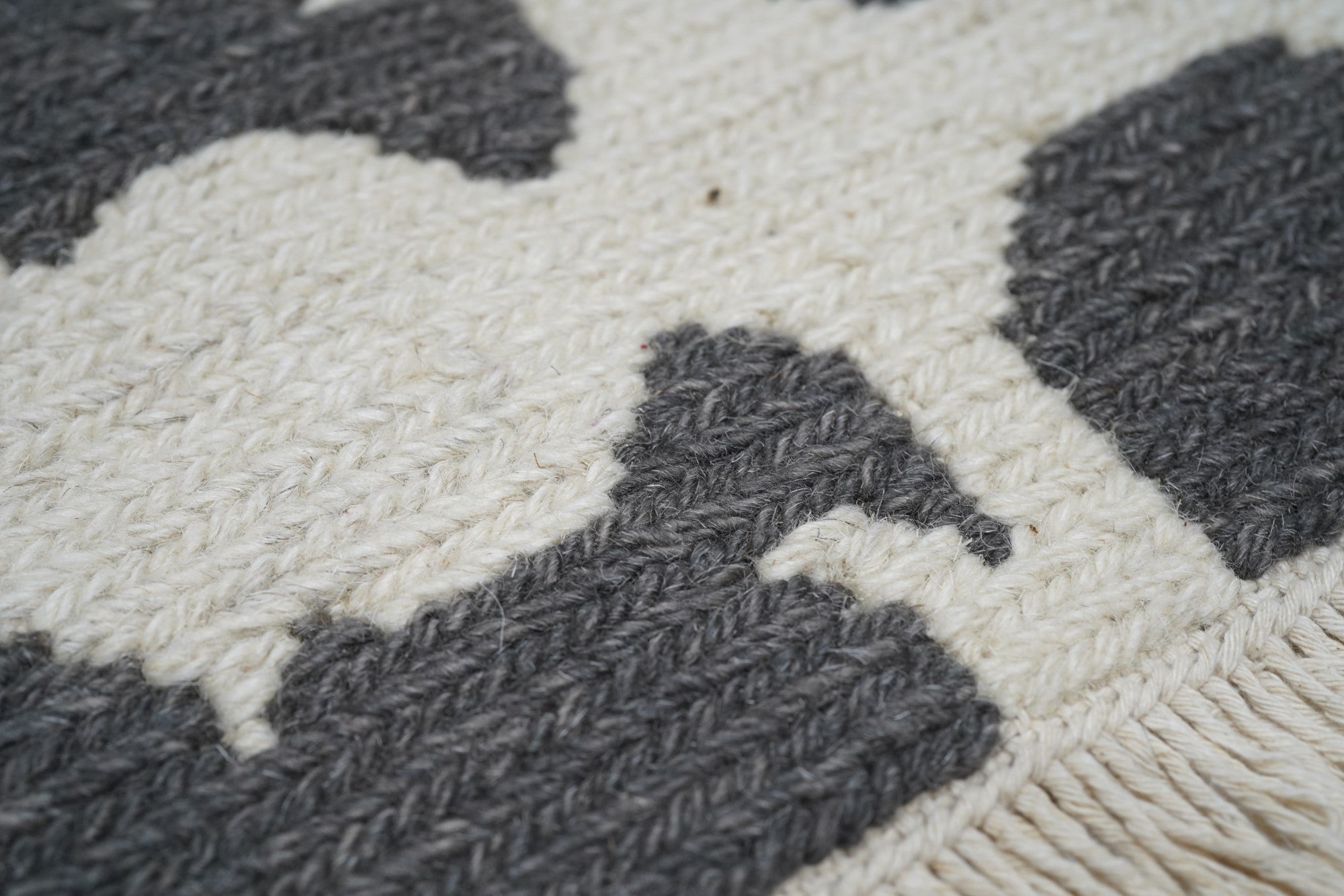 Sumak Manchoria Rug 6'0" x 9'0"
