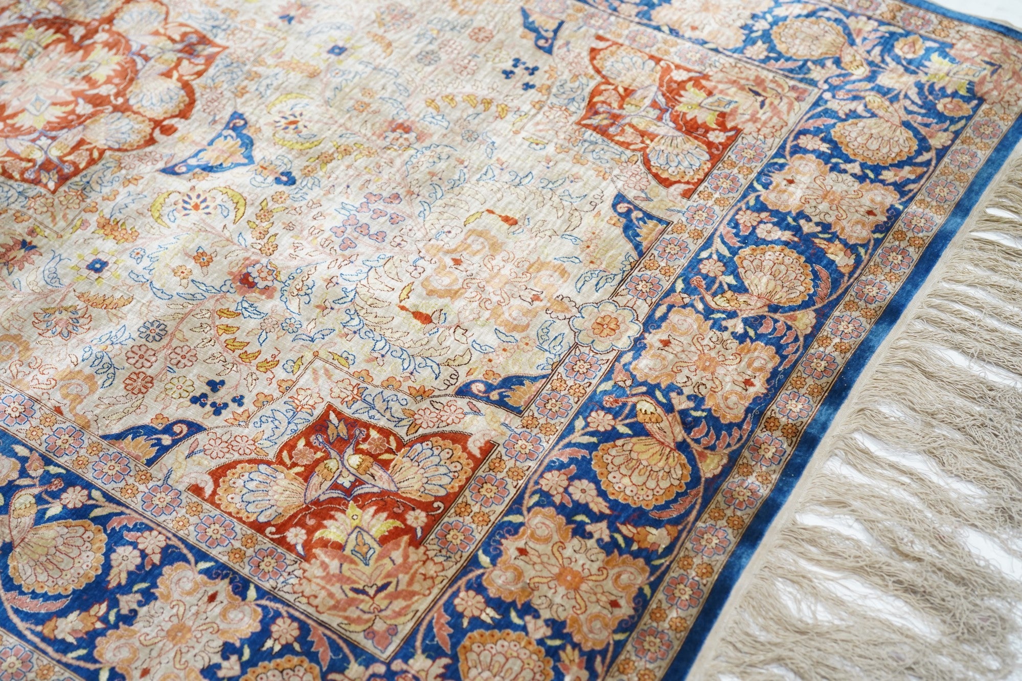 Extremely Fine Antique Silk Hereke Rug Signed by the Master Weaver 2'6'' x 4'1''