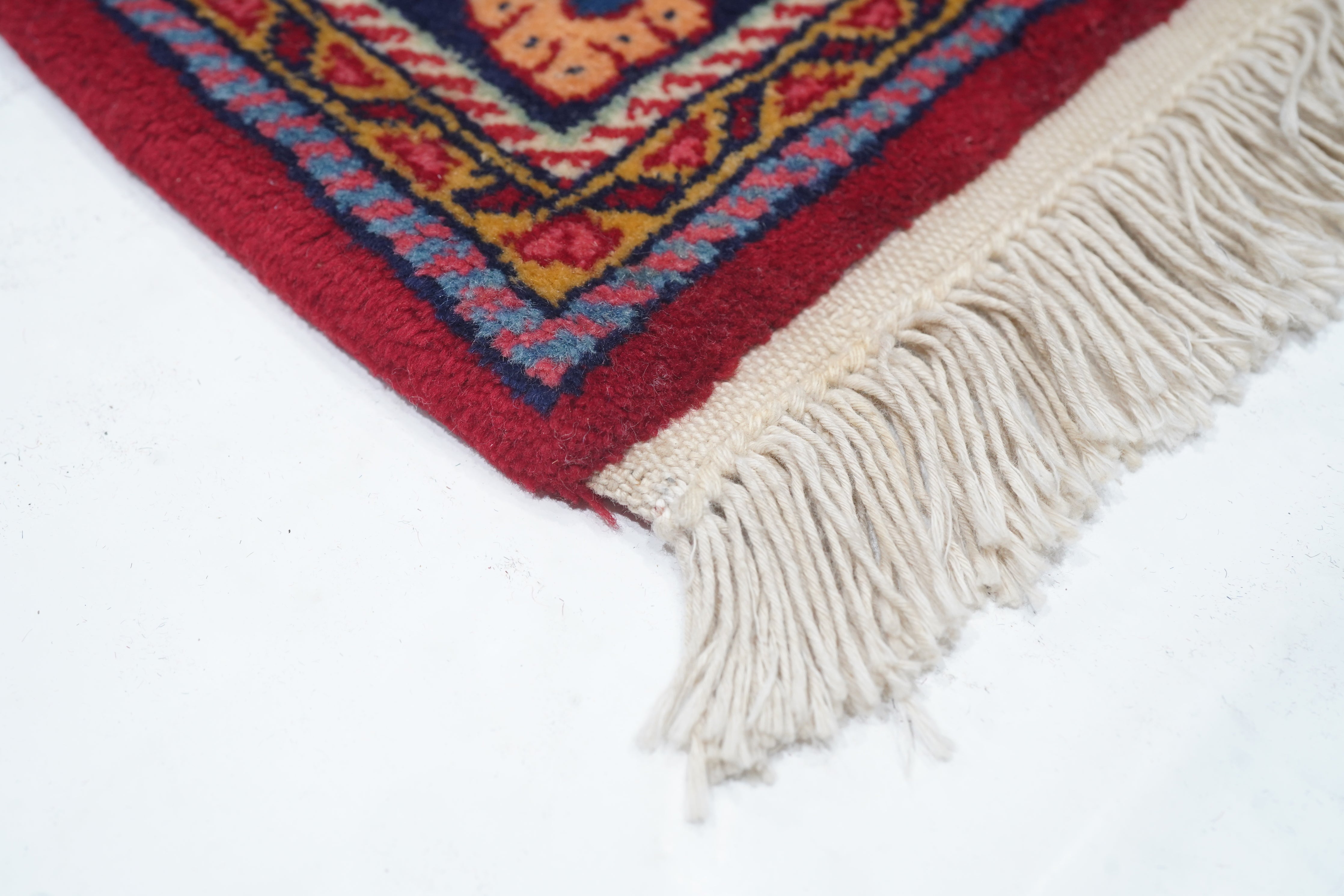 Fine Vintage Farahan Sarouk Rug 2'3'' x 4'6''