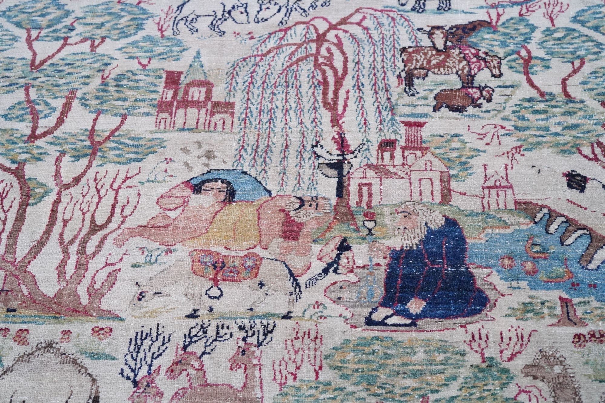 Antique Lavar Kerman Rug 21' x 29' 6'