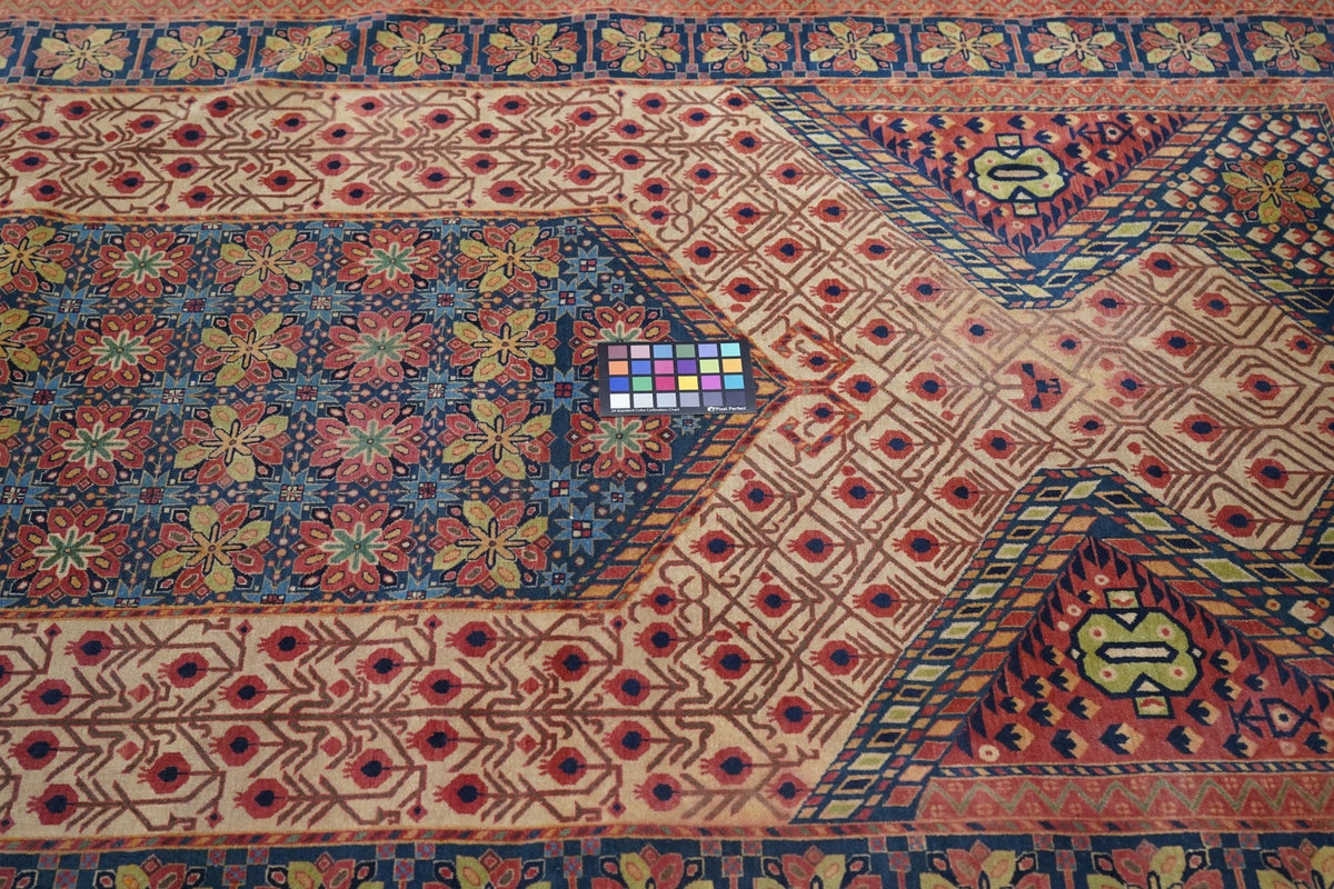 Antique Mohtashem Kashan Rug 4'7'' x 7'0''