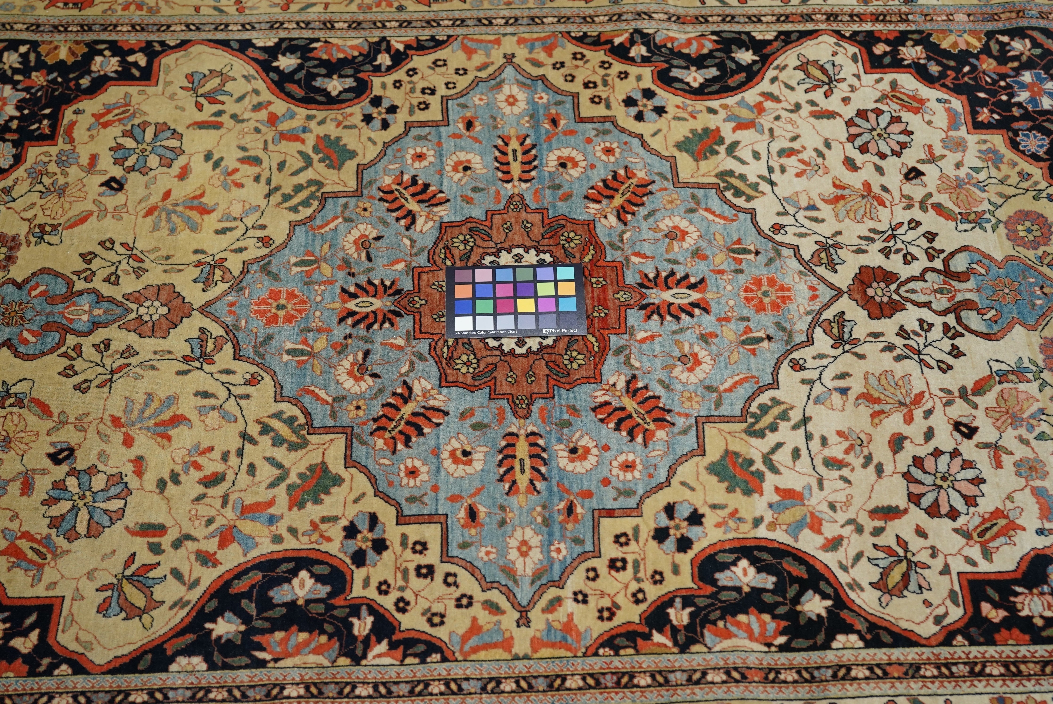 Antique Kashan Rug 4'6'' x 6'3''