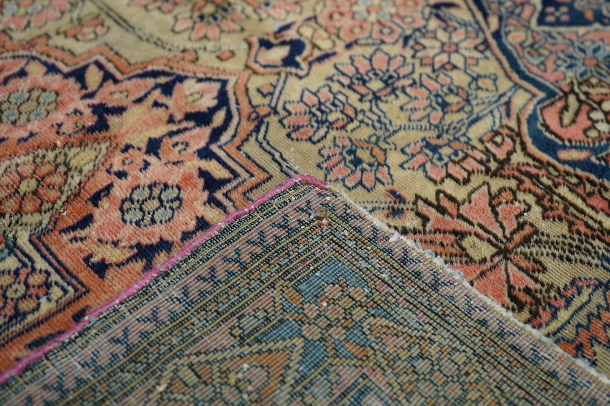 Antique Mohtashem Kashan Rug 4'6'' x 6'6''