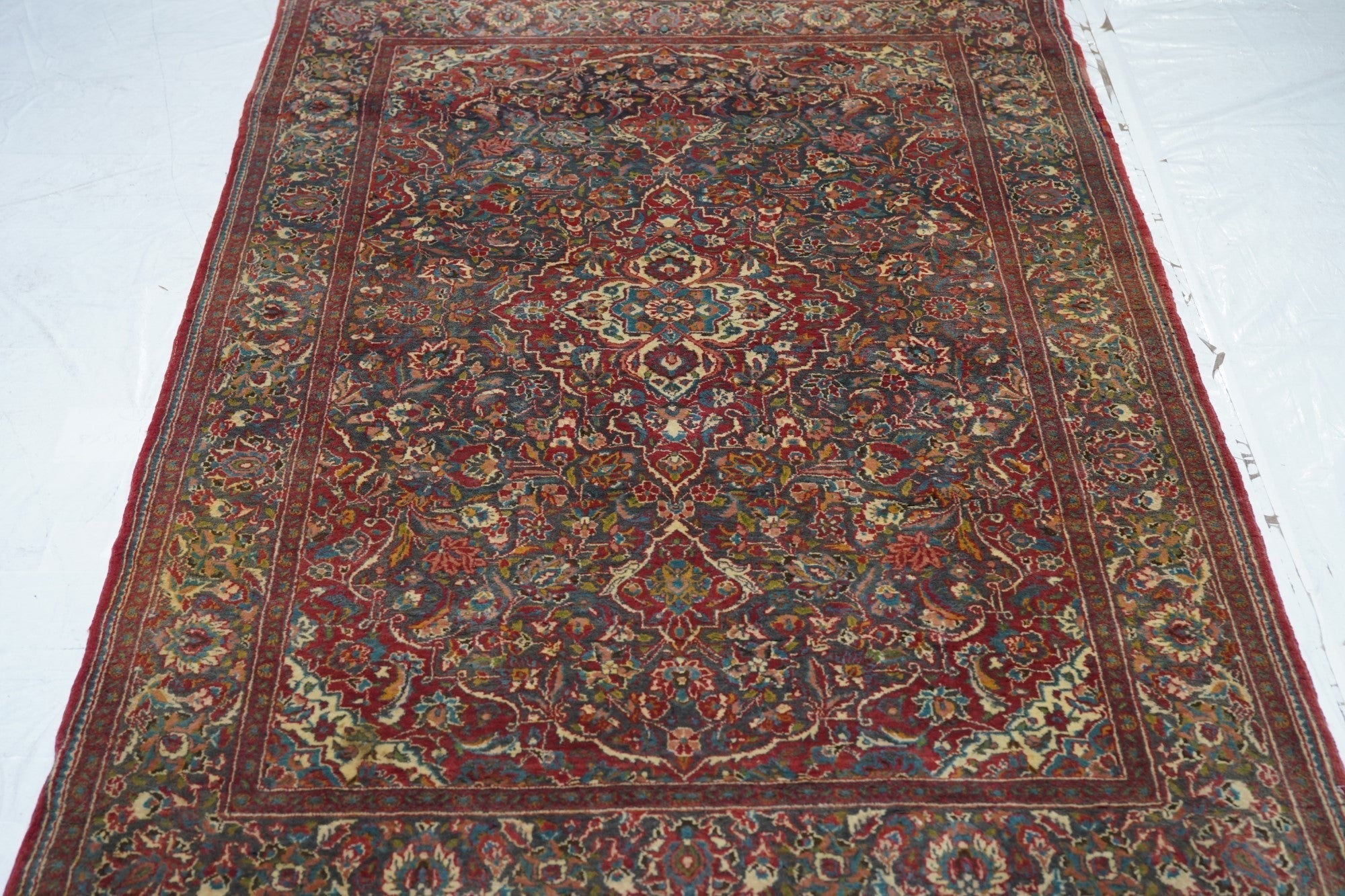 Kashan Rug 4'0" x 6'0"