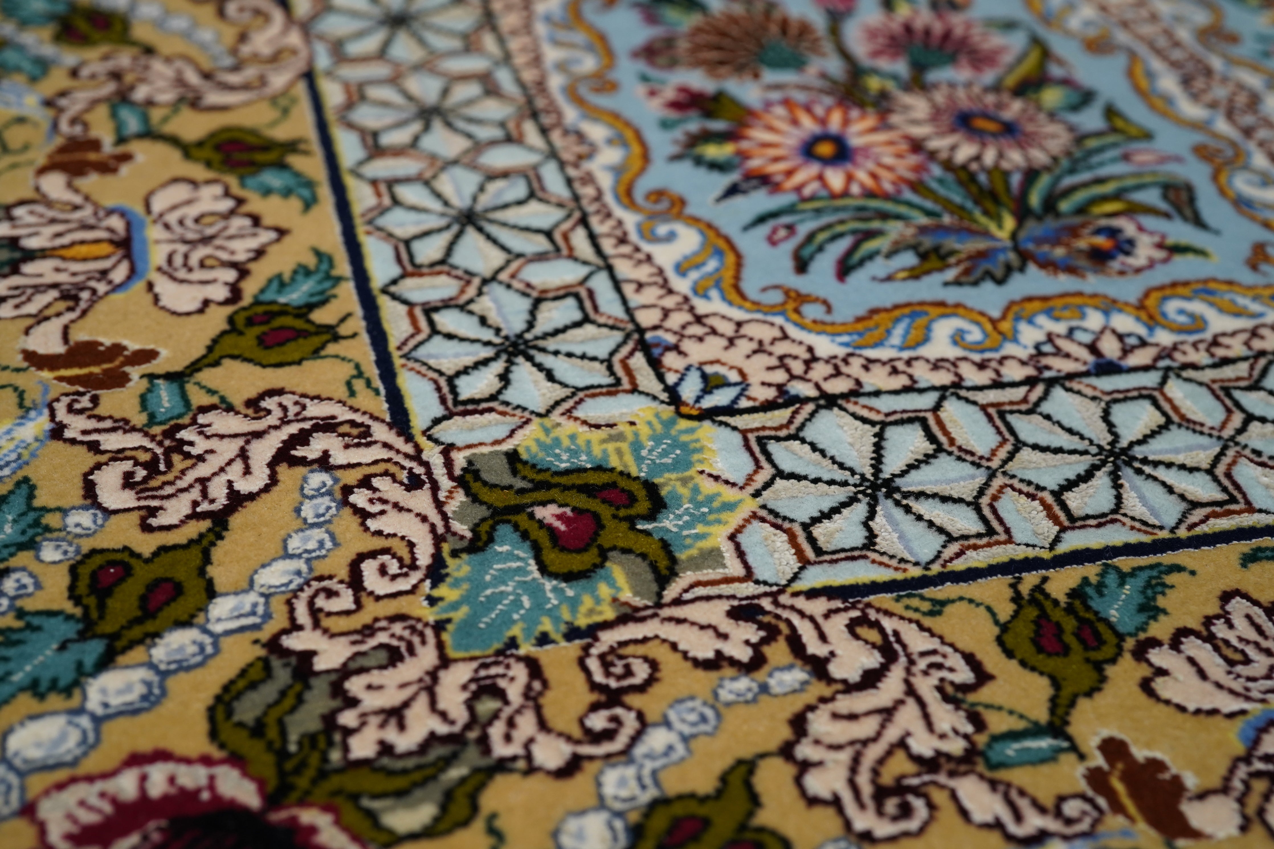 Extremely Fine Isfahan Wool and Silk Rug 4'1'' x 6'4''