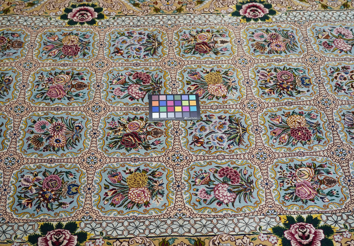 Extremely Fine Isfahan Wool and Silk Rug 4'1'' x 6'4''