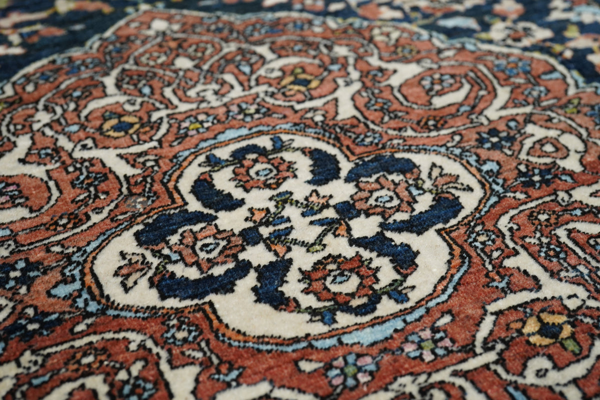 Antique Isfahan Rug 3'5'' x 4'6''
