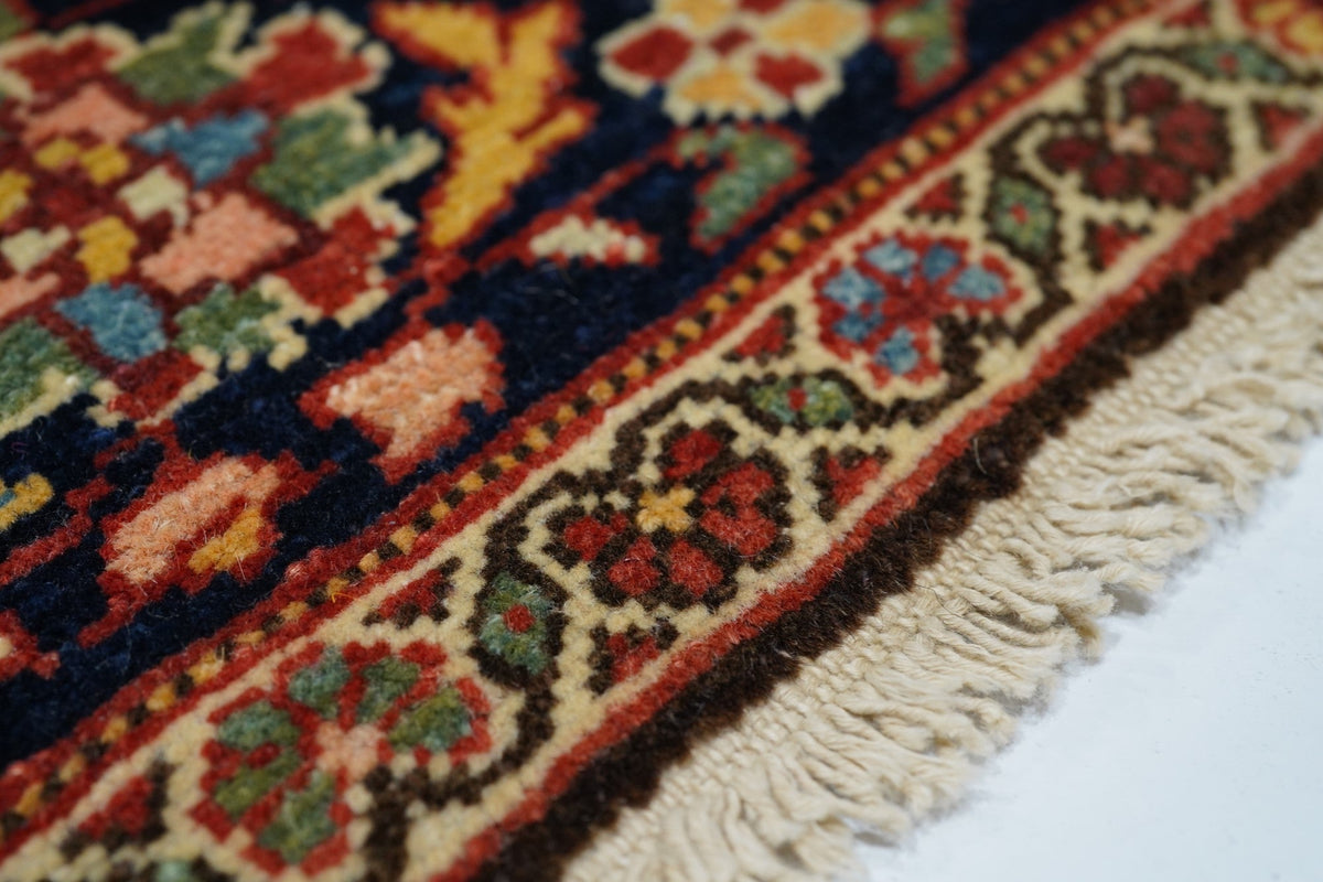 Antique Sarouk Rug 4'3" x 6'10"