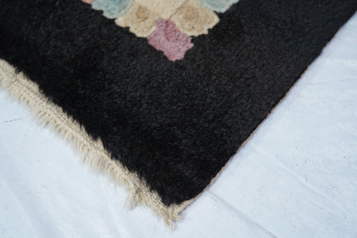 Antique Chinese Rug 5'2'' x 7'10''