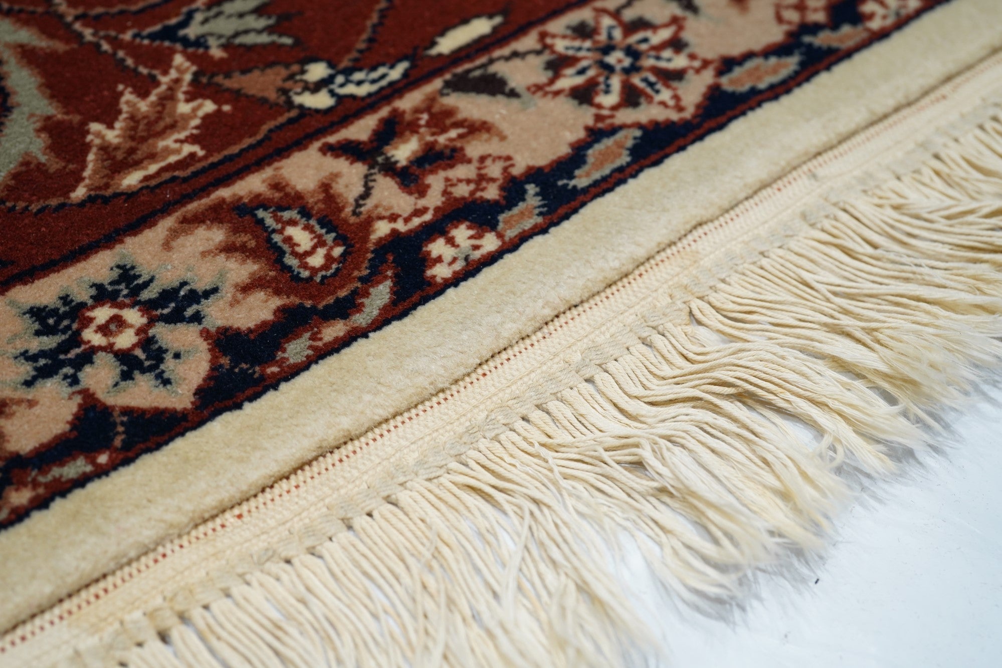 Rug 6'0'' x 9'0''