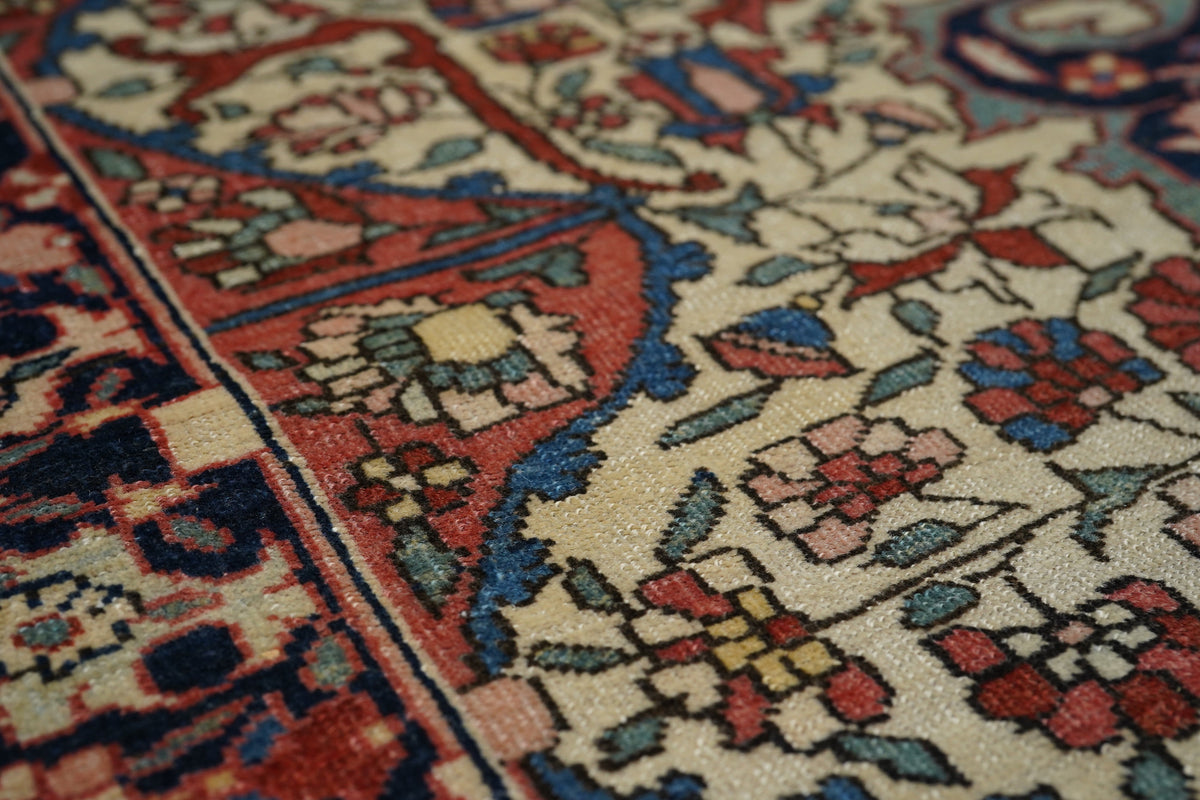 Antique Sarouk Rug 3'3'' x 4'11''