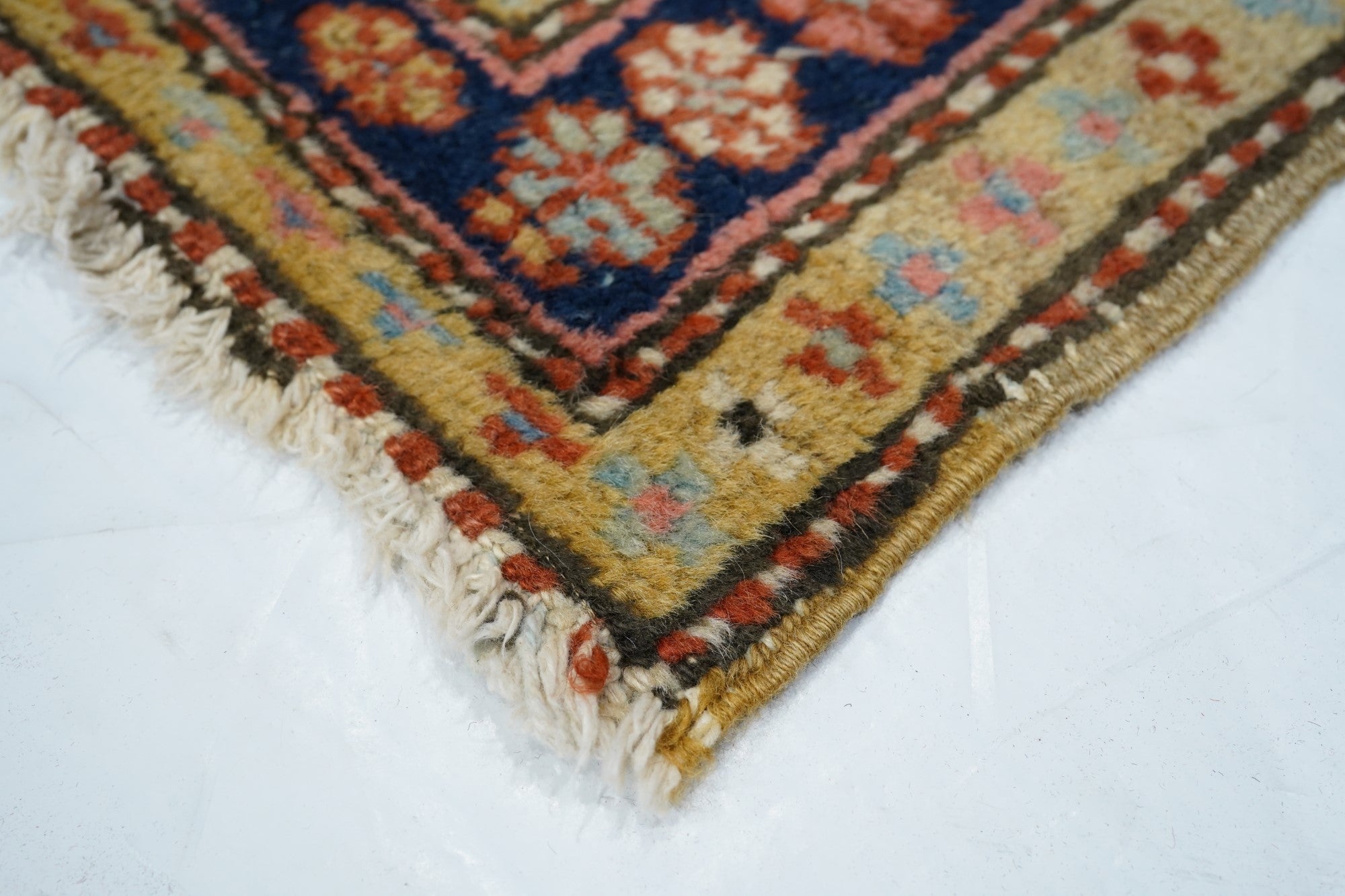 Antique Heriz Rug 2'6'' x 4'1''