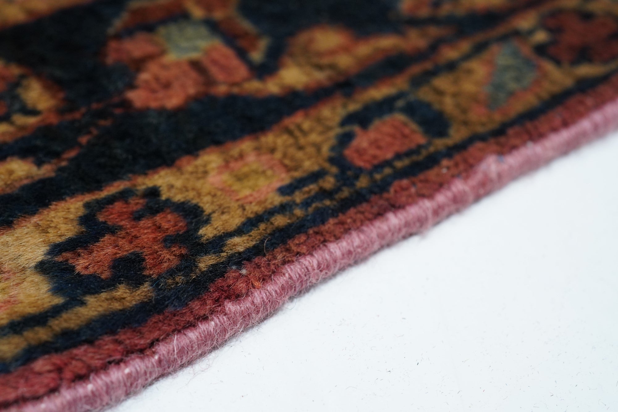 Antique Sarouk Rug 2'6'' x 5'