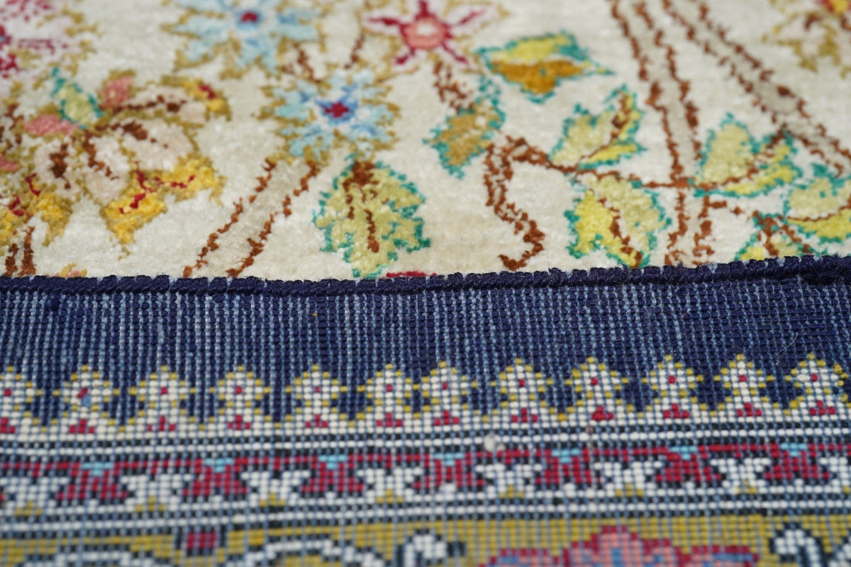 Extremely Fine Vintage Silk Qum Rug 4'5'' x 7'0''