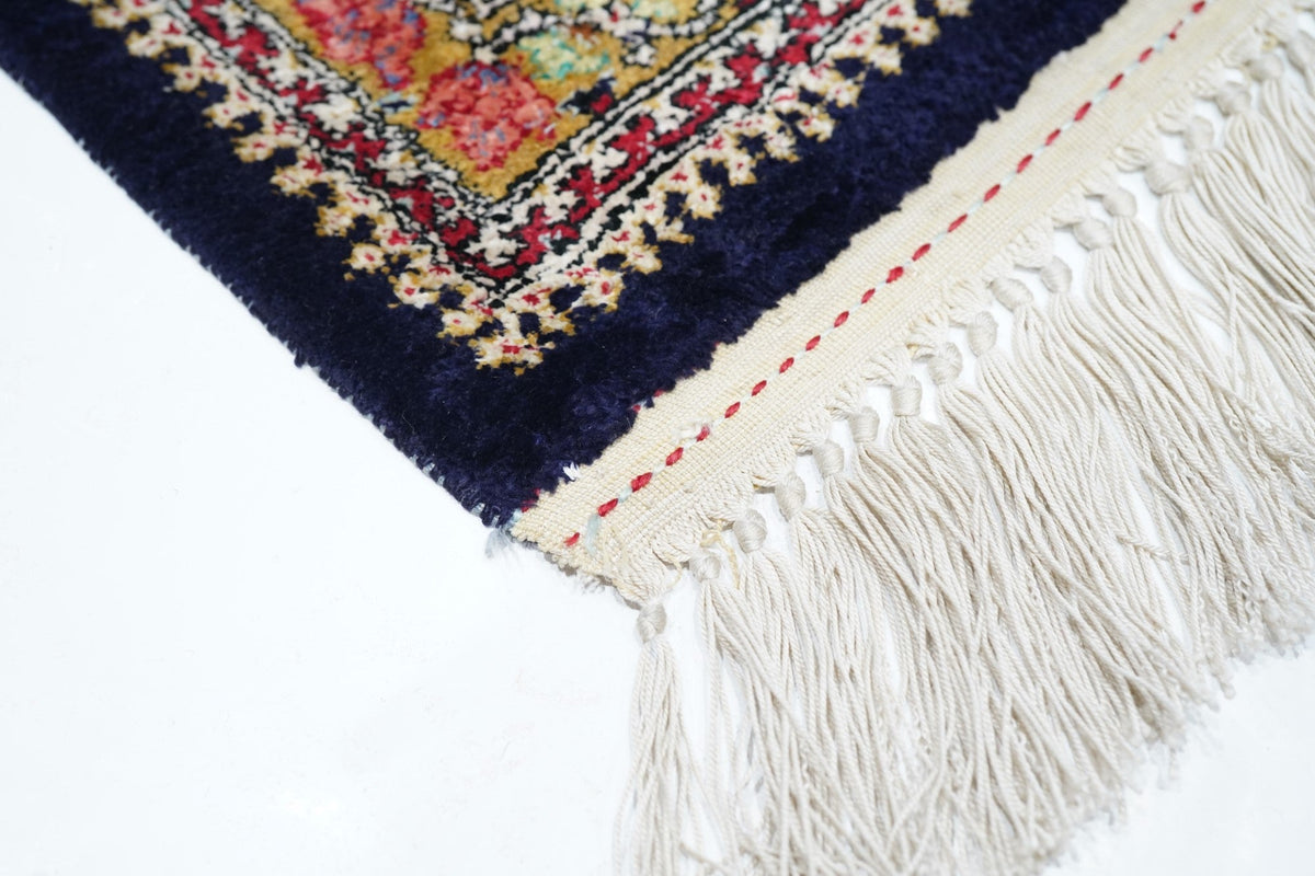 Extremely Fine Vintage Silk Qum Rug 4'5'' x 7'0''