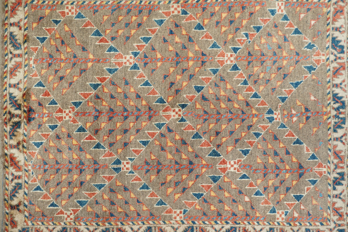Vintage Veramin Rug 5'0'' x 6'5''