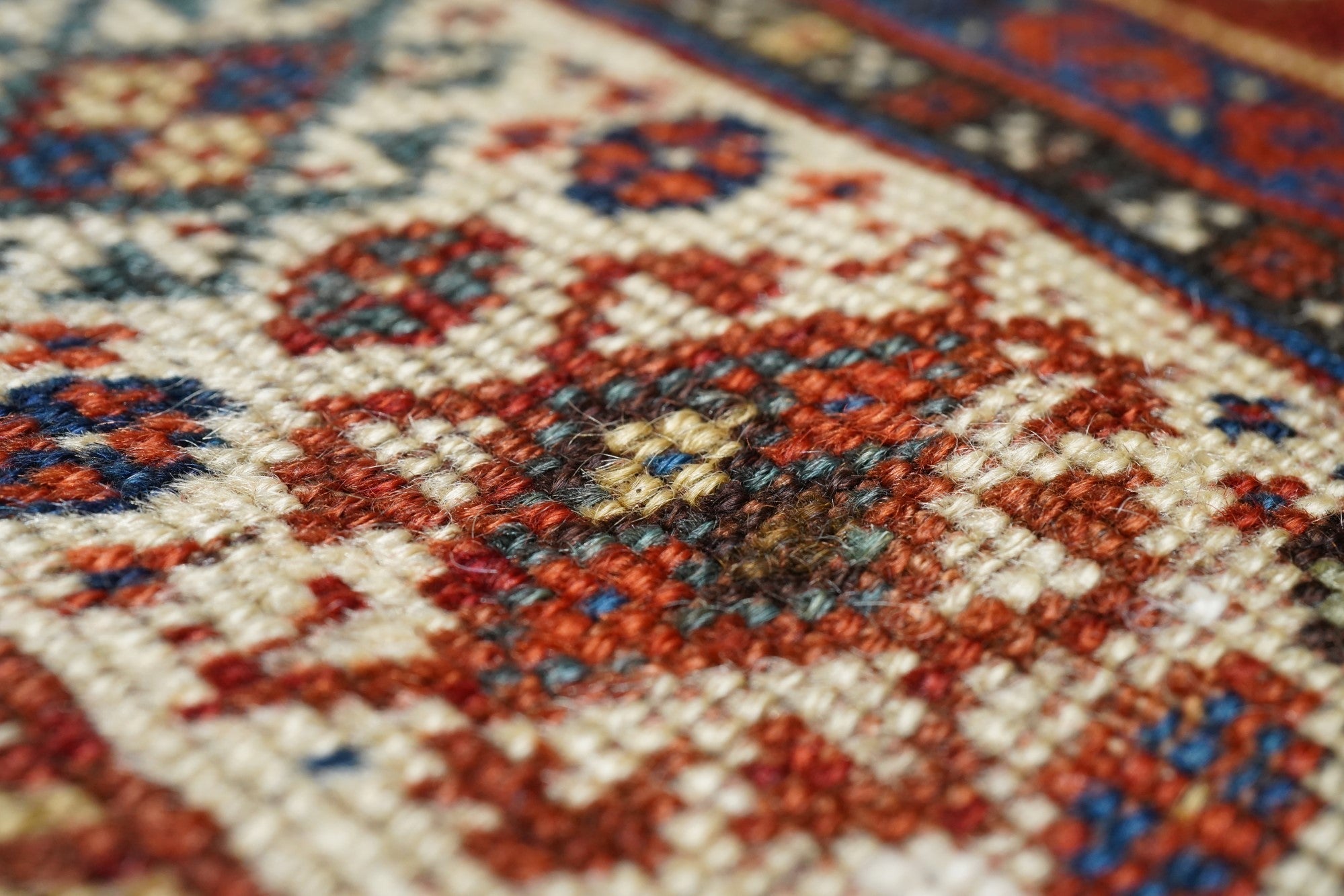 Antique Khamseh Rug 5'0'' x 9'5''