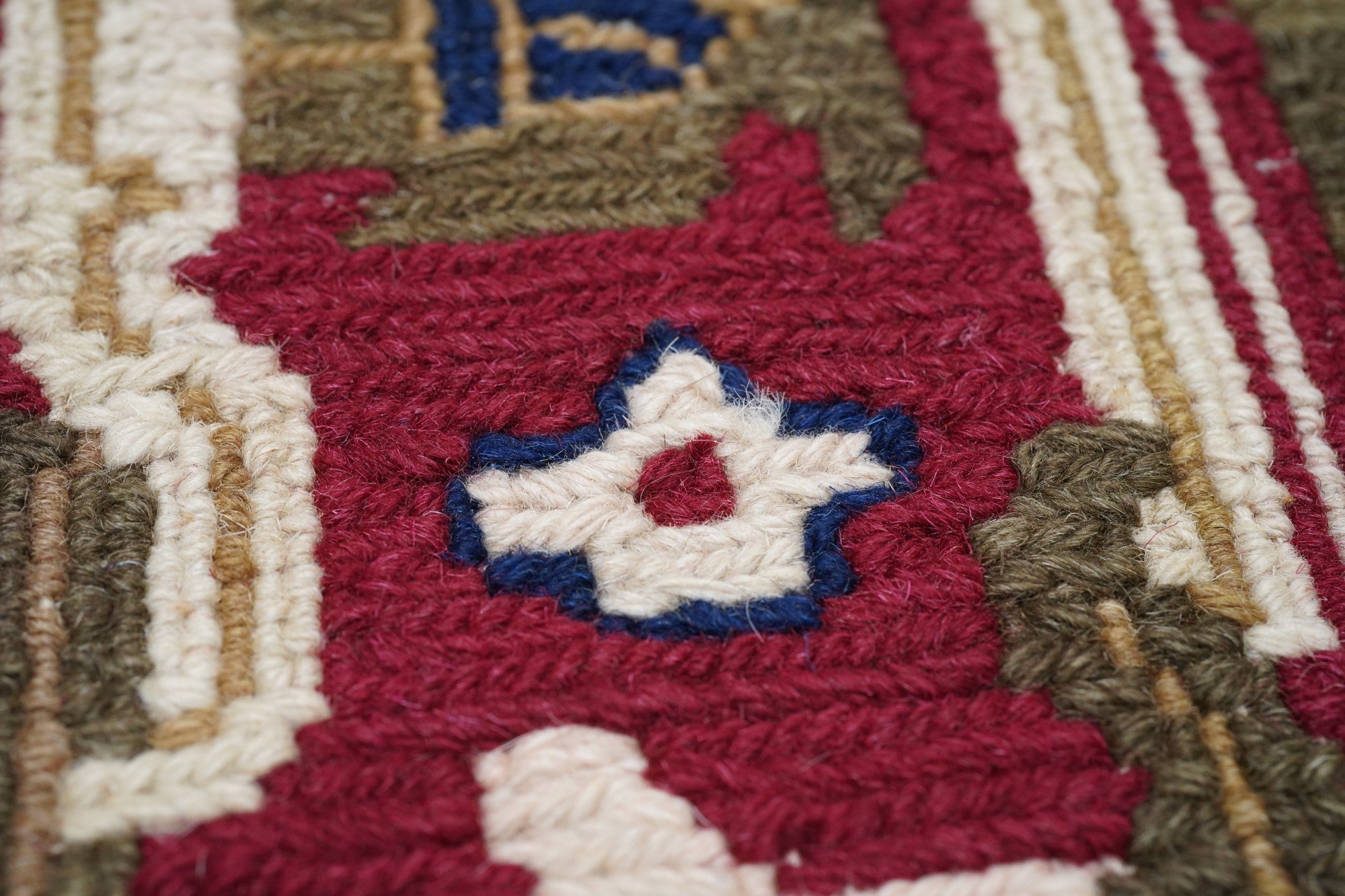 Sumak Rug 3'2'' x 5'2''