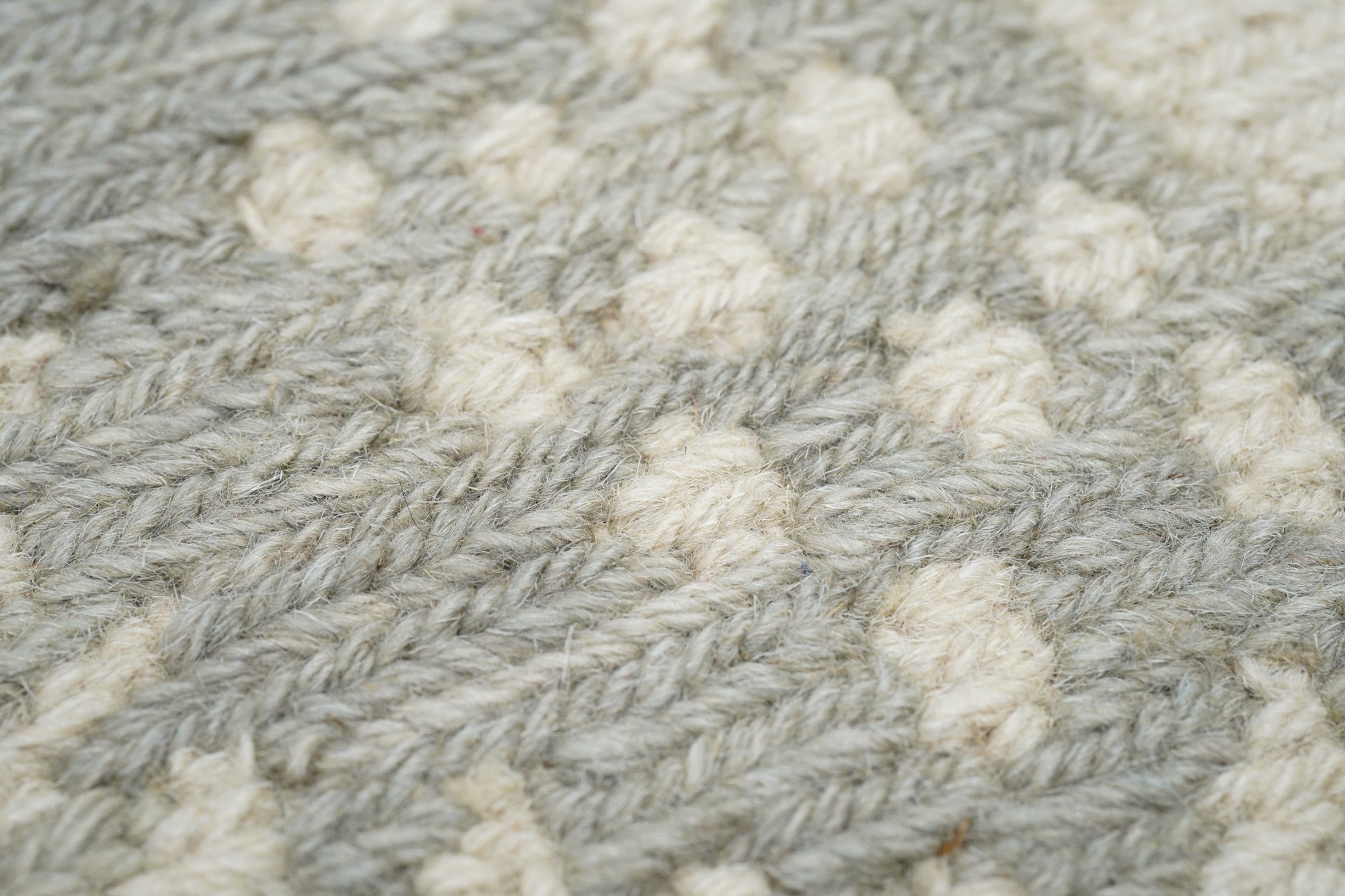 Sumak Rug 3'0" x 5'0"