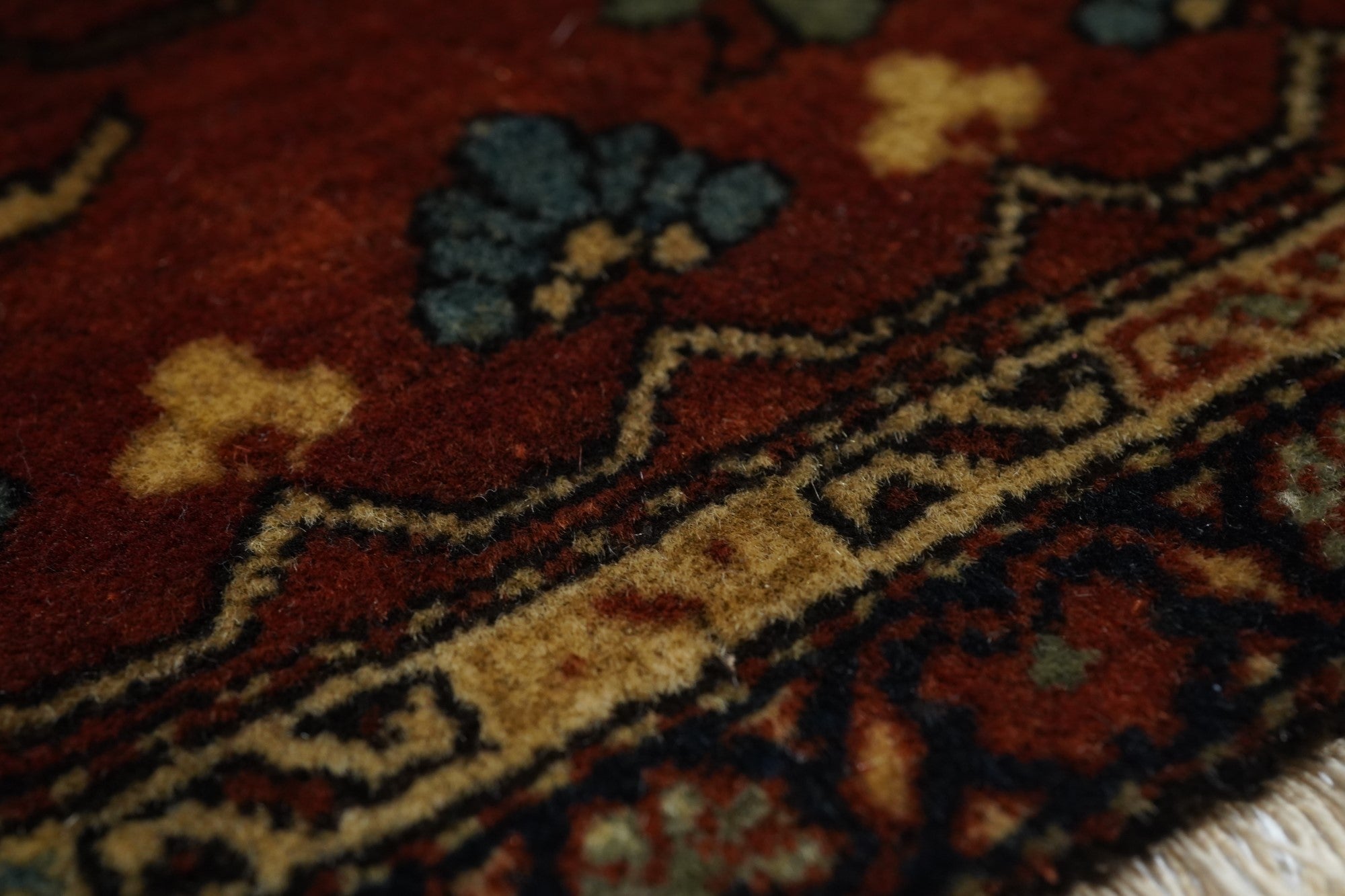 Antique Sarouk Rug 1'10'' x 2'5''
