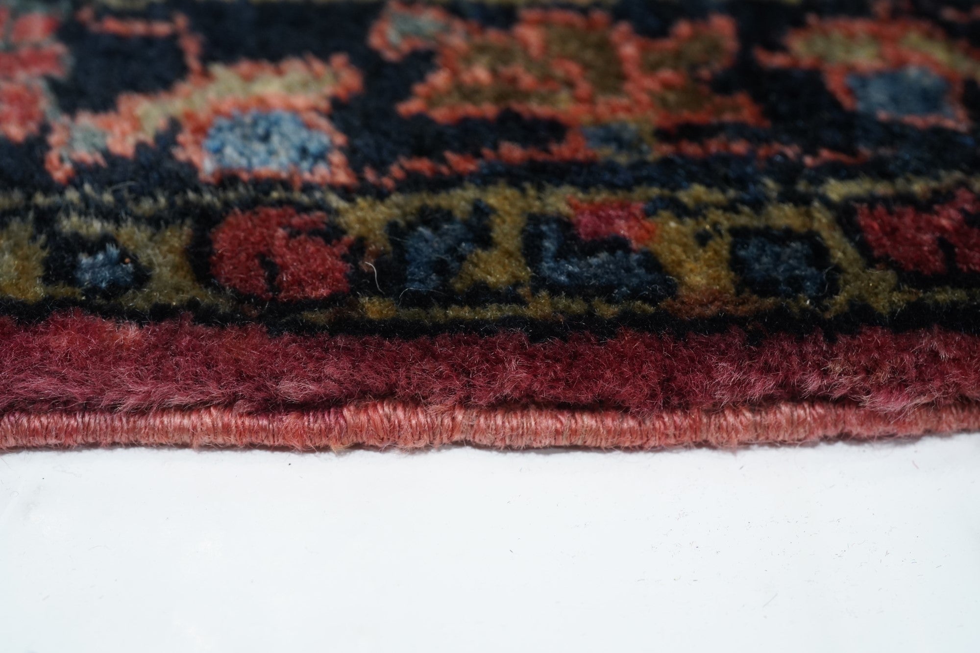 Antique Sarouk Rug 2'0" x 2'5''
