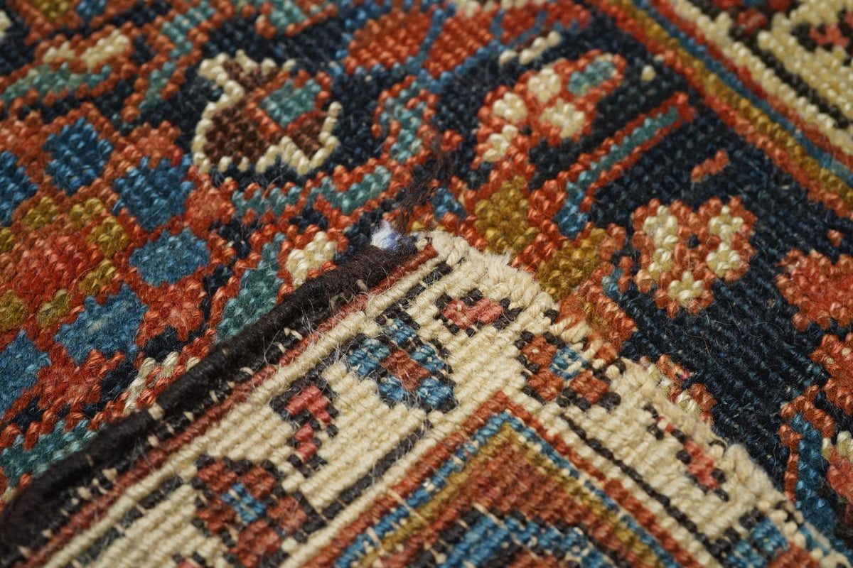 Antique Heriz Serapi Rug 4'9'' x 6'0''