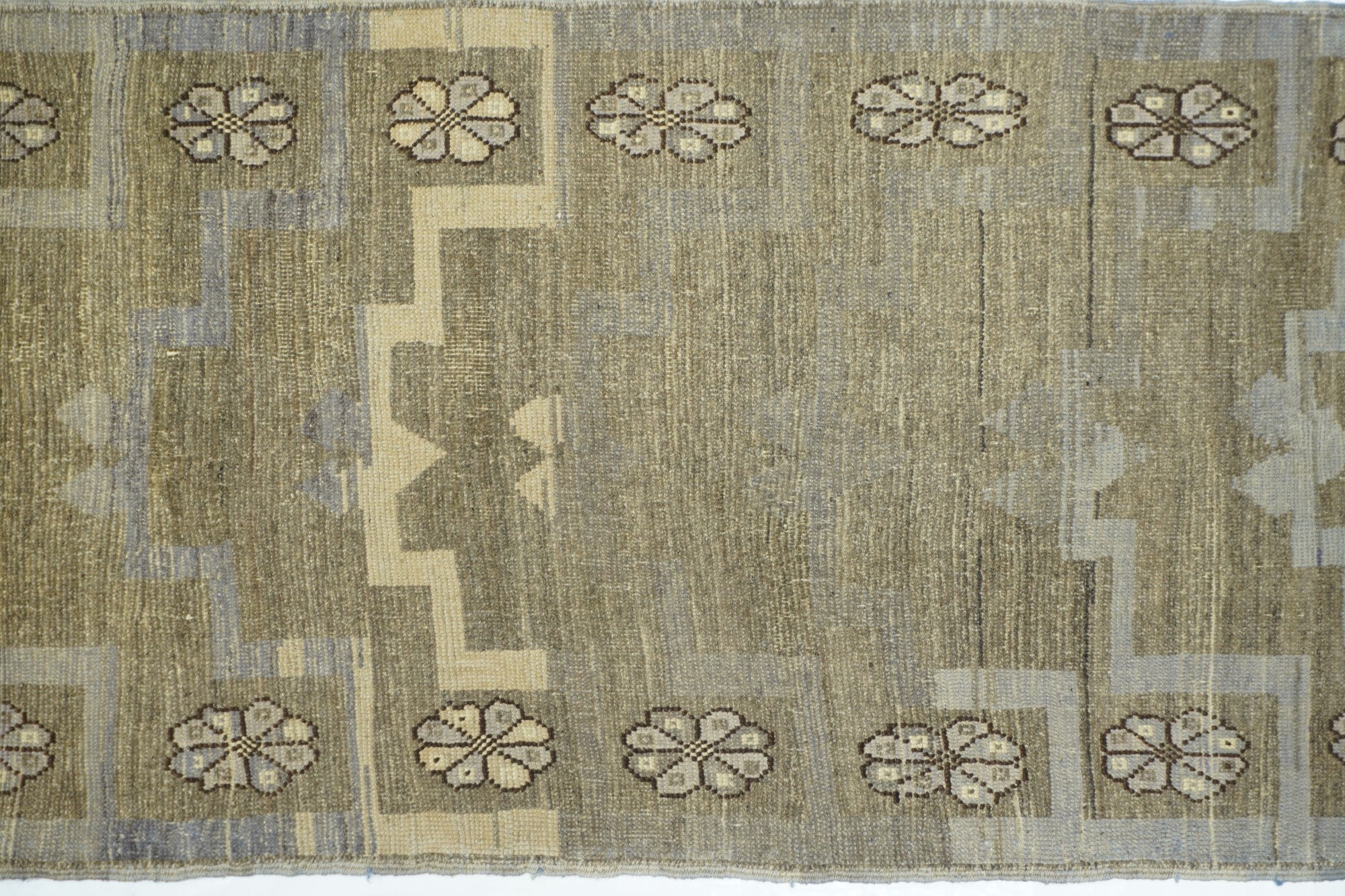 Turkish Rug 3'8'' x 7'0"