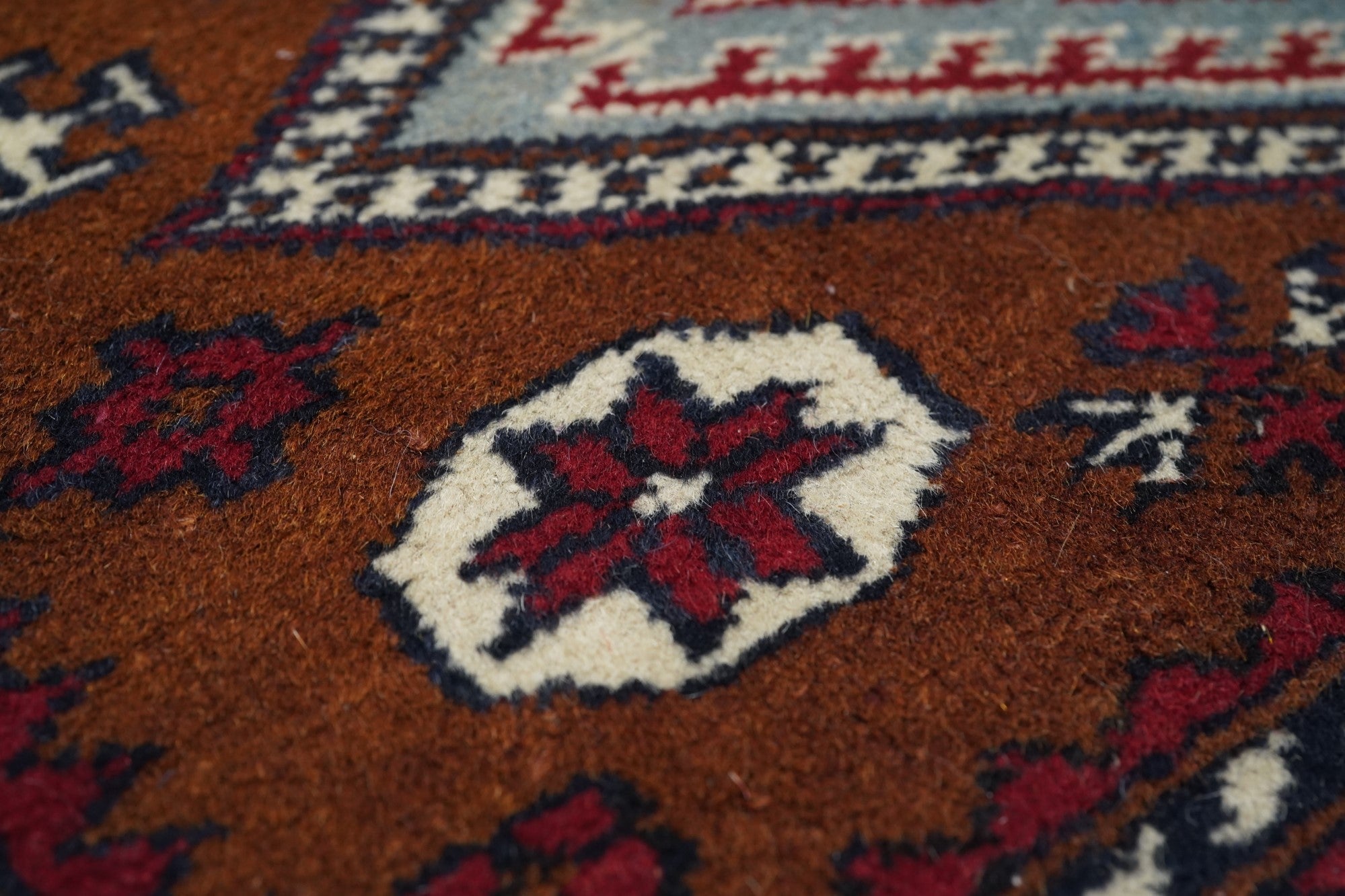 Pakistani Rug 3'2'' x 4'10''