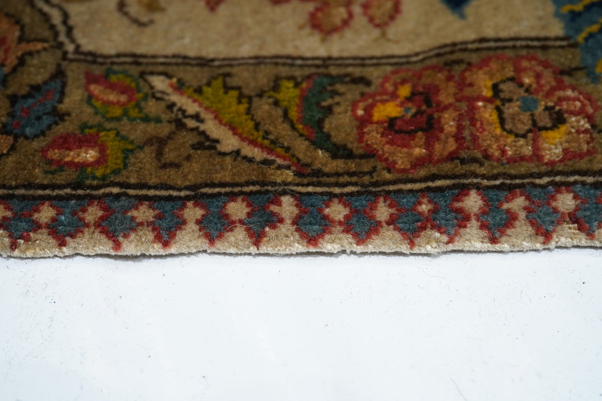 Extremely Fine Tehran Wool & silk Rug 4'4'' x 7'4''