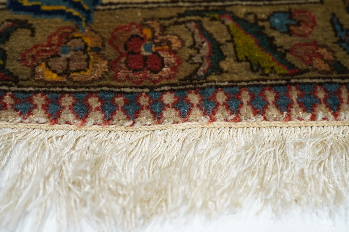 Extremely Fine Tehran Wool & silk Rug 4'4'' x 7'4''
