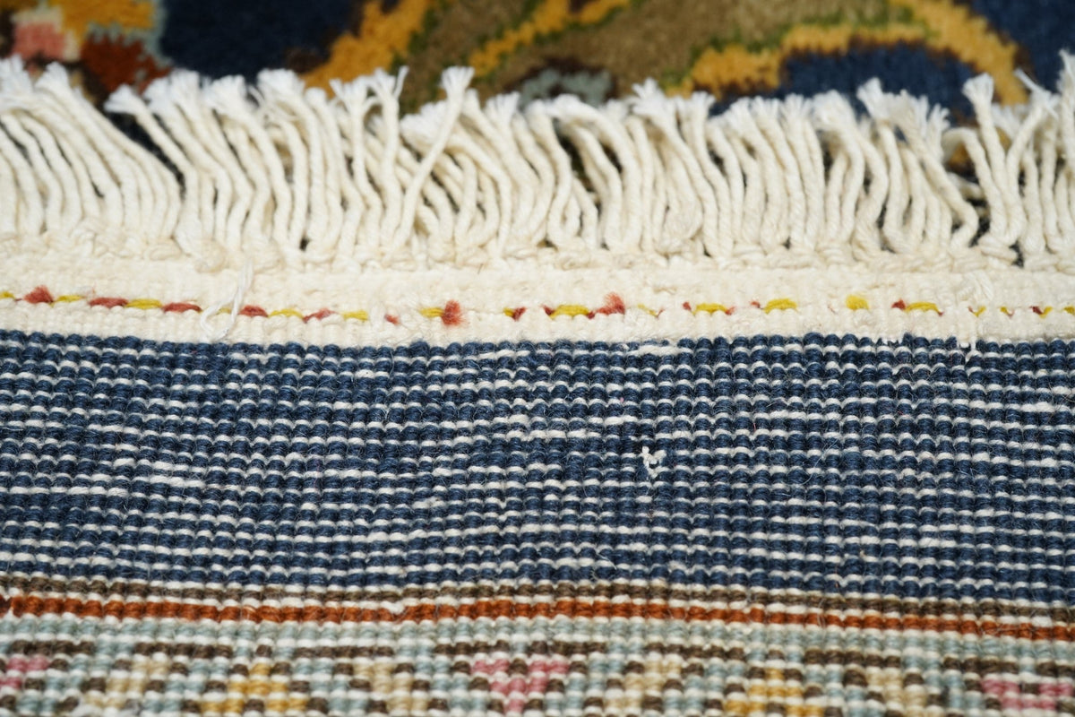 Pak Rug 9'8'' x 13'1''