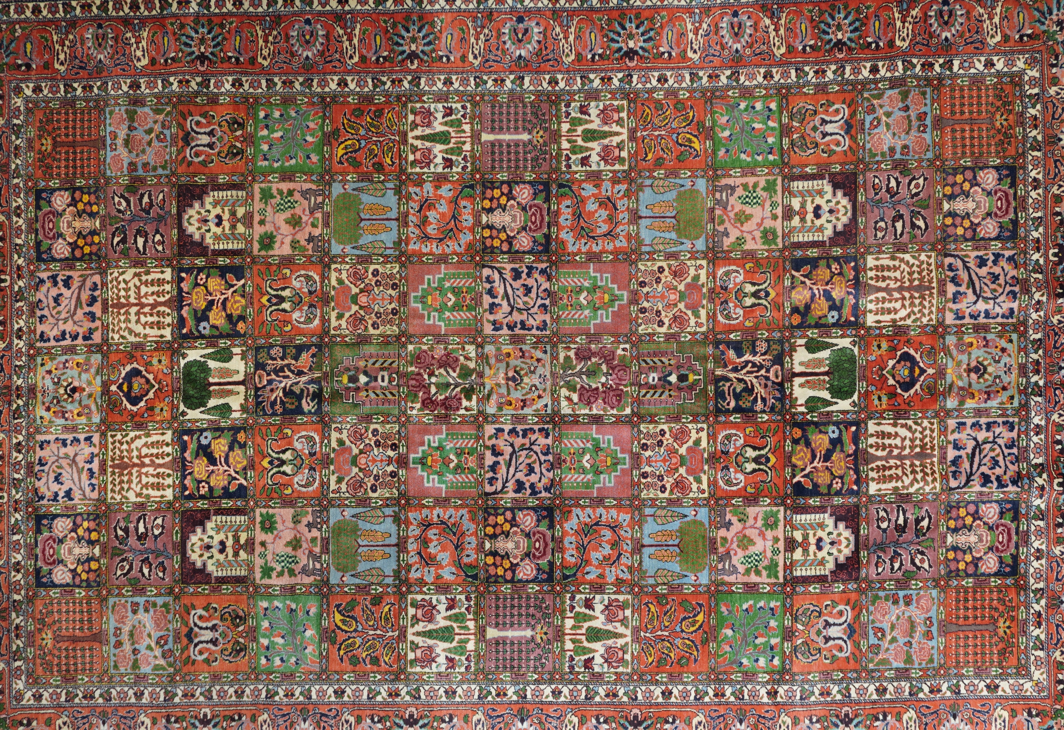 Vintage Bakhtiari Rug 9'5'' x 13'4''
