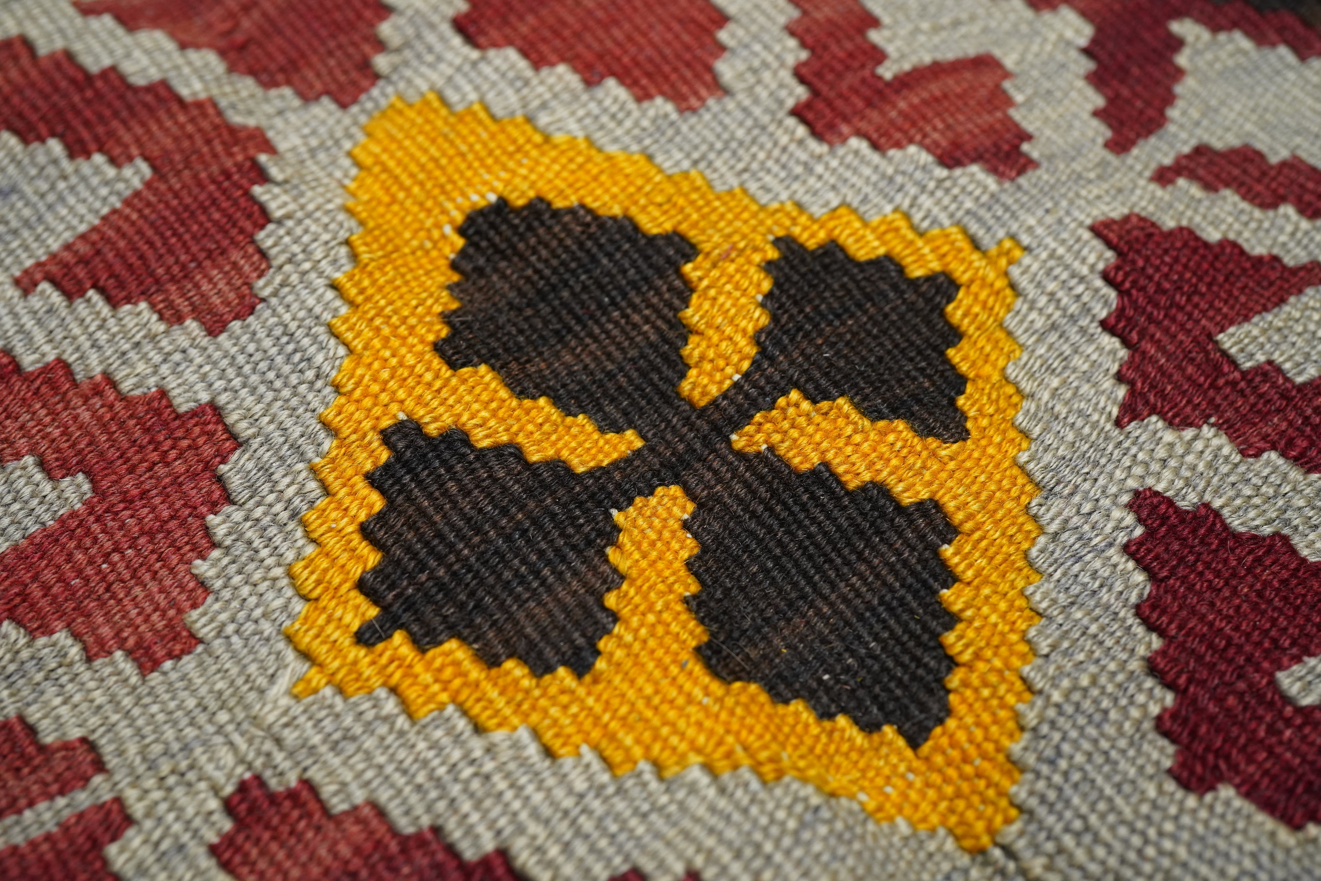 Vintage Kilim Rug 5'4'' x 10'6''