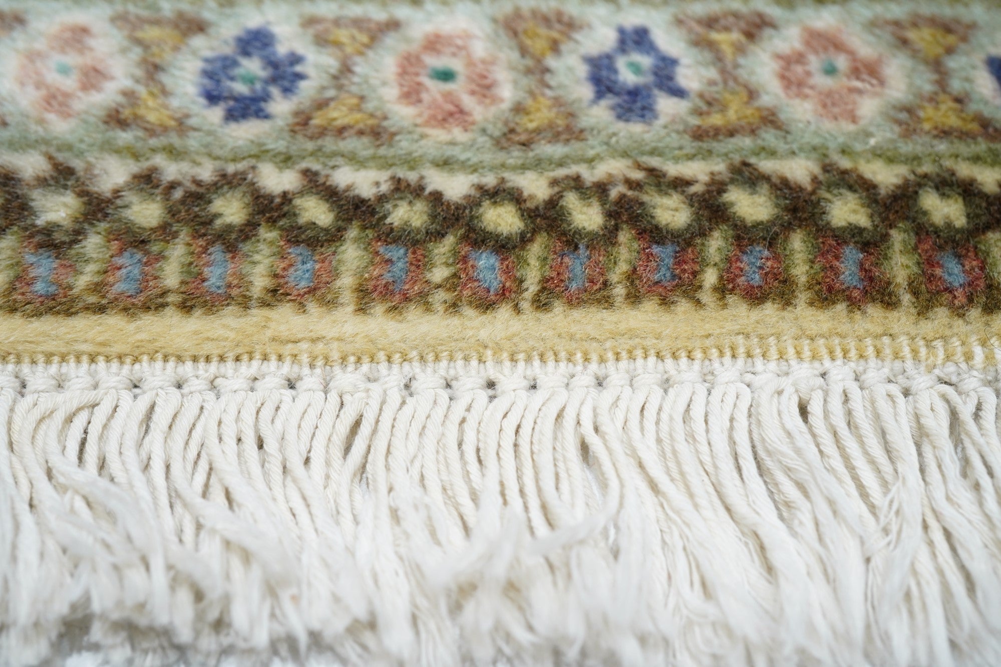 Vintage Tabriz Rug 6'7'' x 7'9''