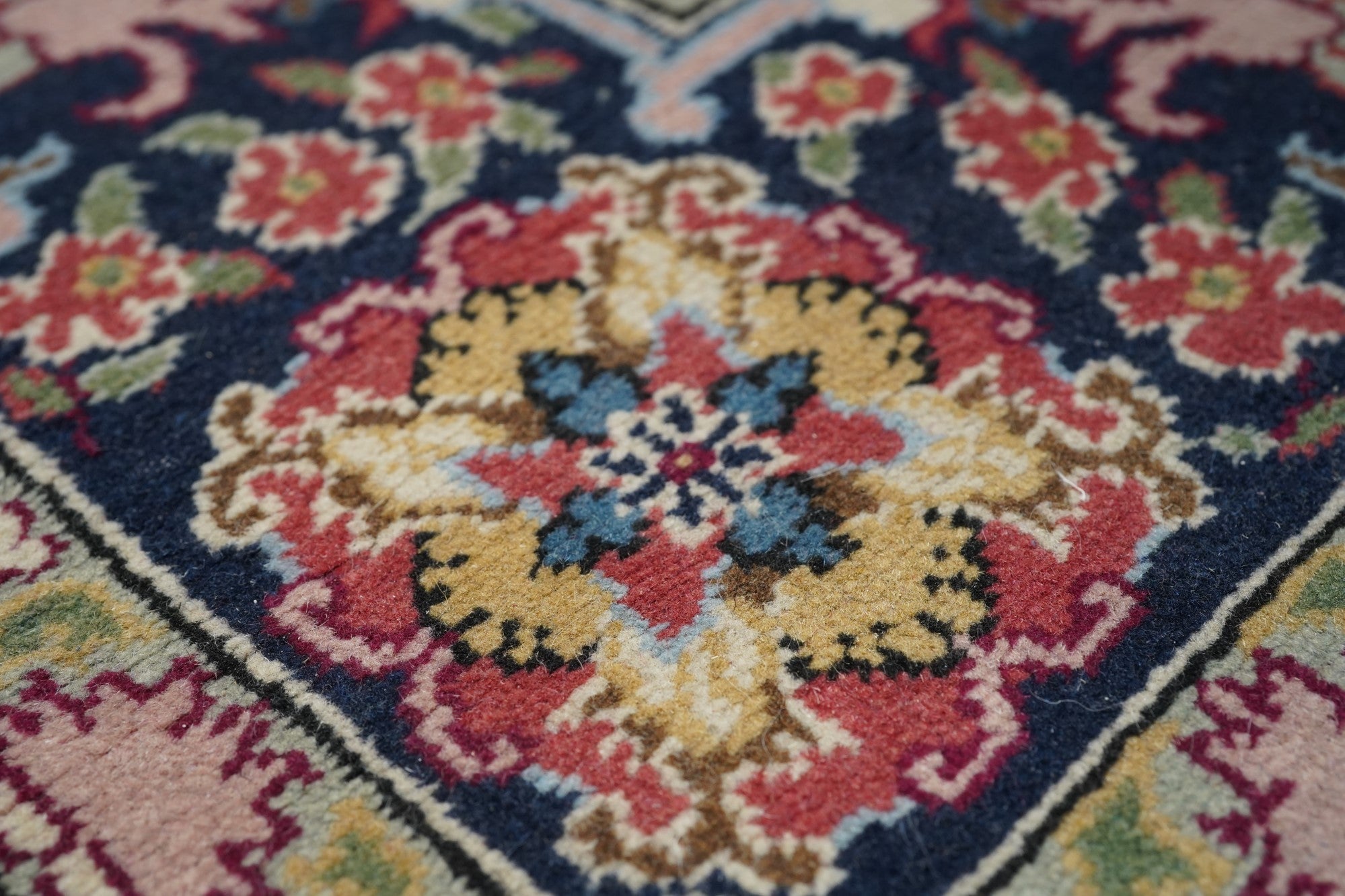 Vintage Turkish Rug 5'10'' x 9'0"