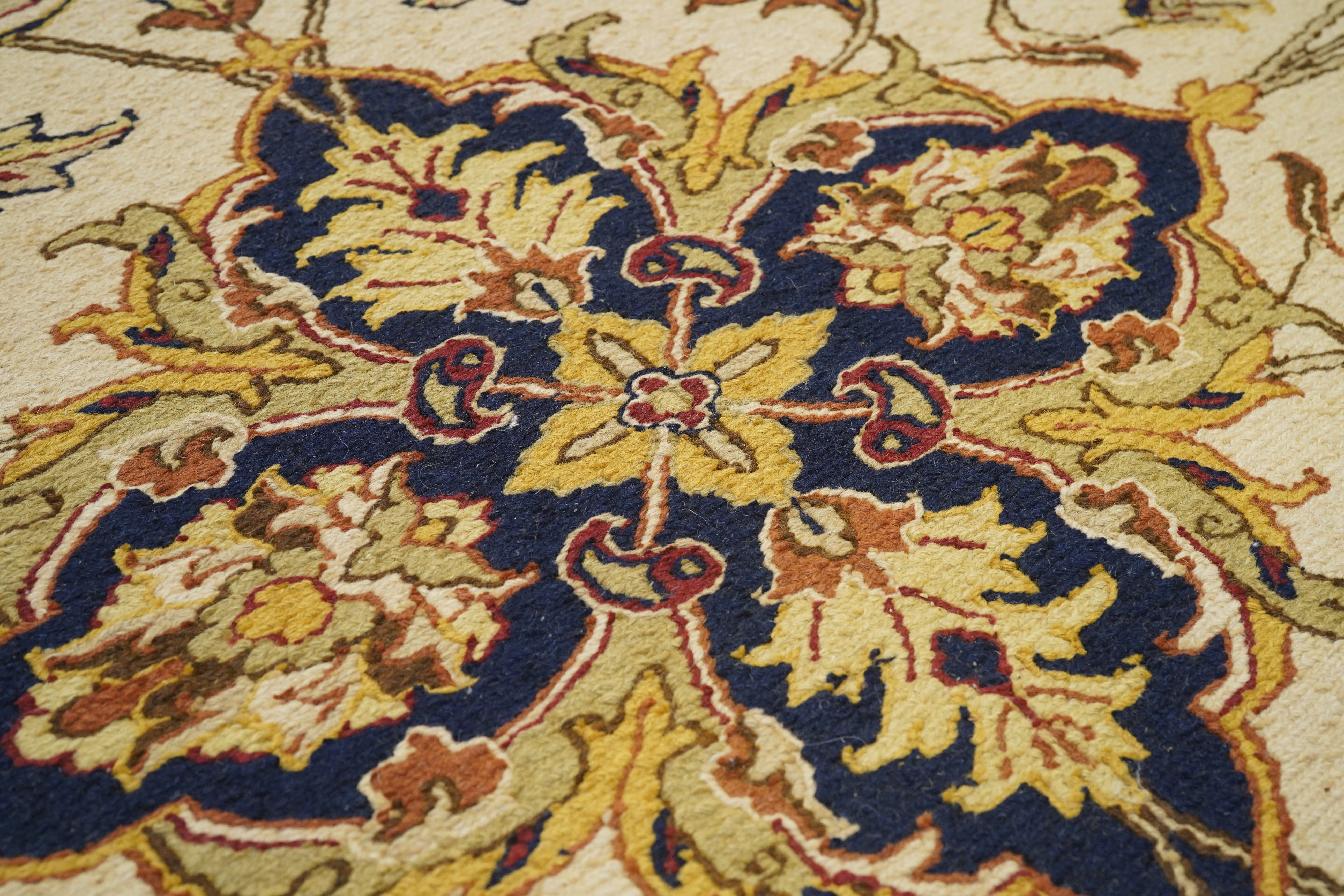 Sumak Rug 10'0" x 14'0"