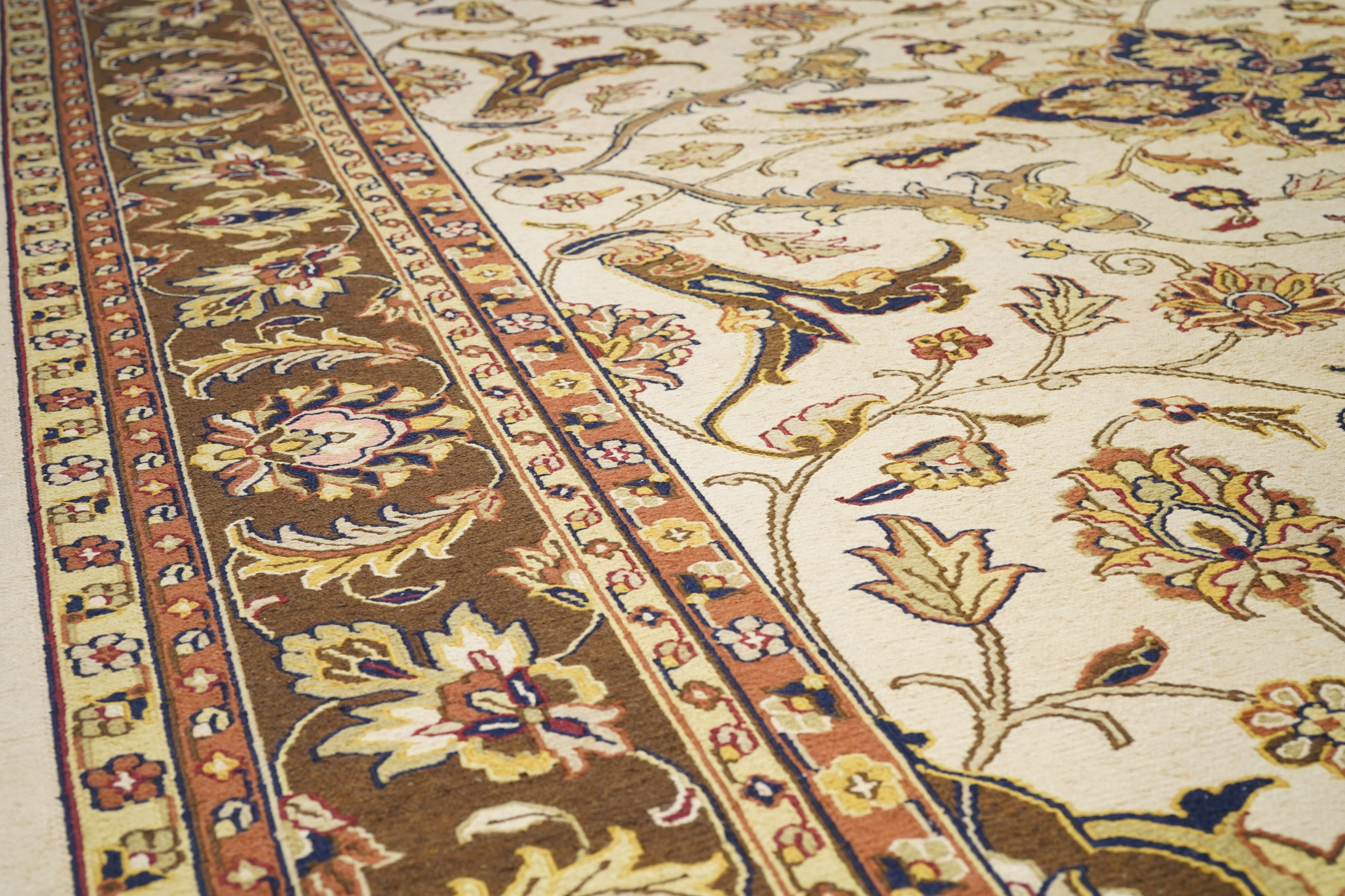 Sumak Rug 10'0" x 14'0"
