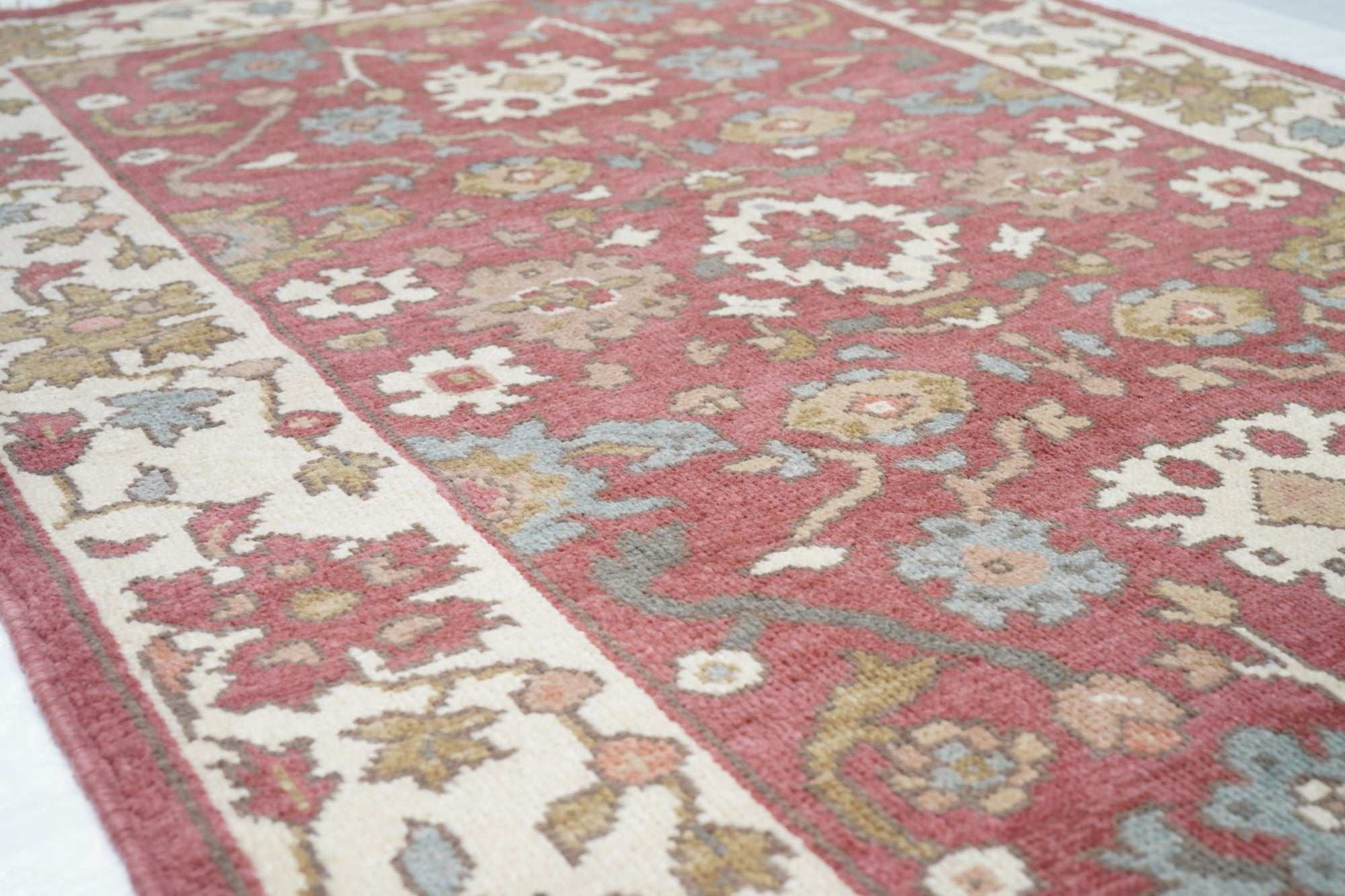 Oushak Rug 4'1'' x 6'1''