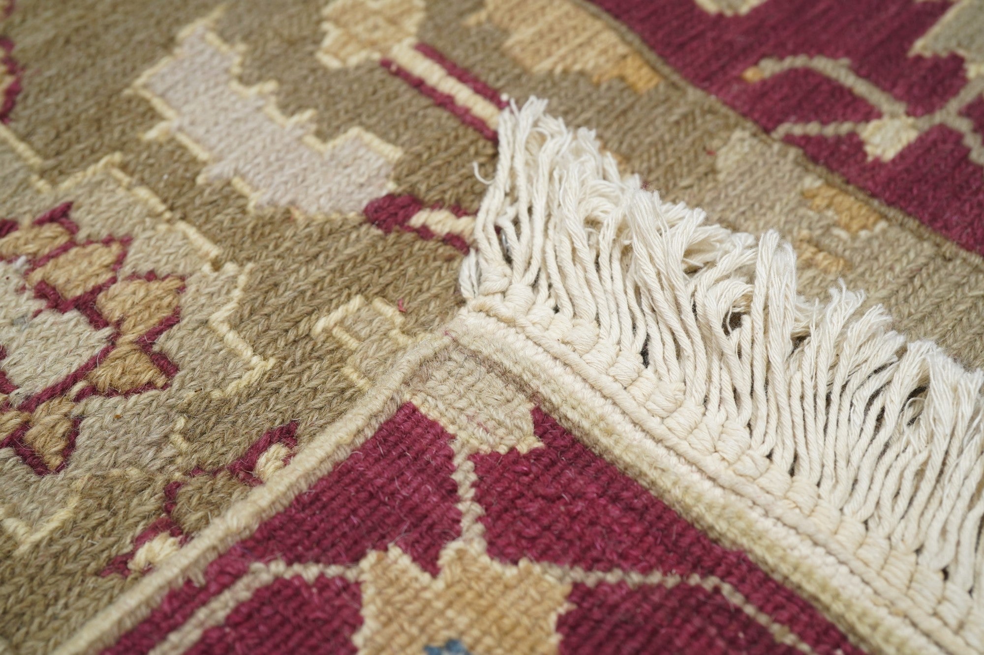 Sumak Rug 4'1'' x 6'1''