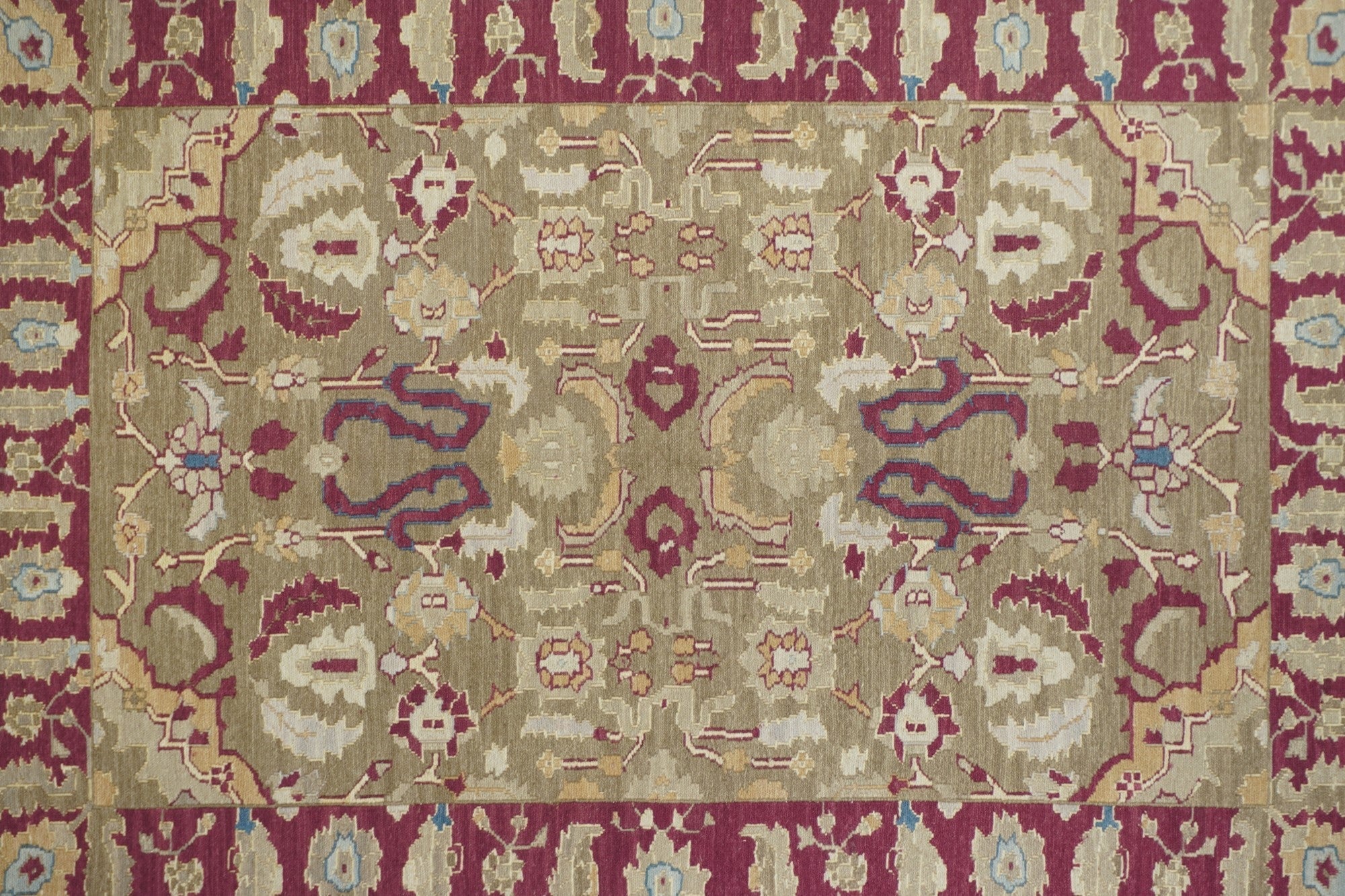 Sumak Rug 4'1'' x 6'1''