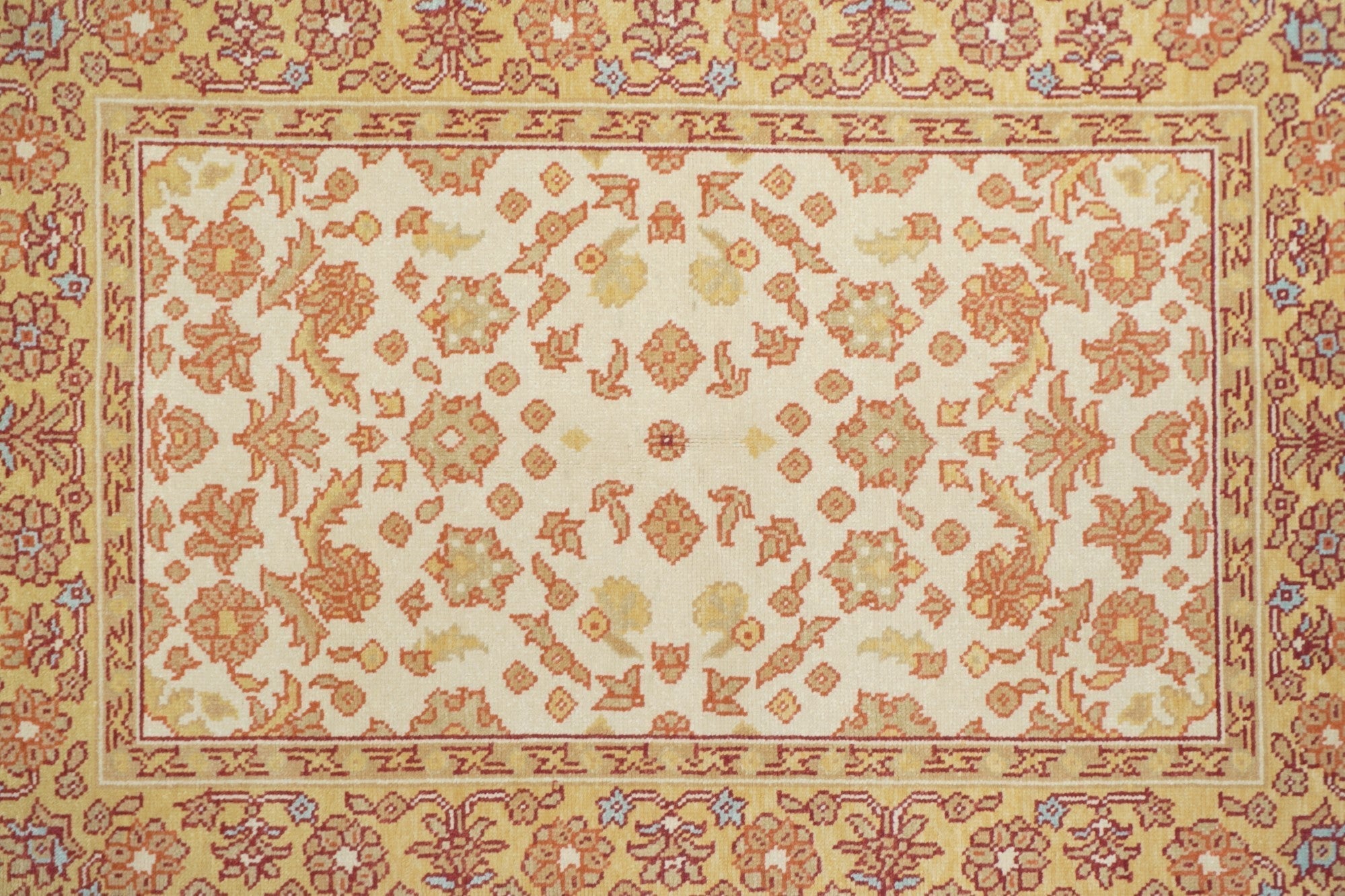 Oushak Rug 4'0" x 6'0"